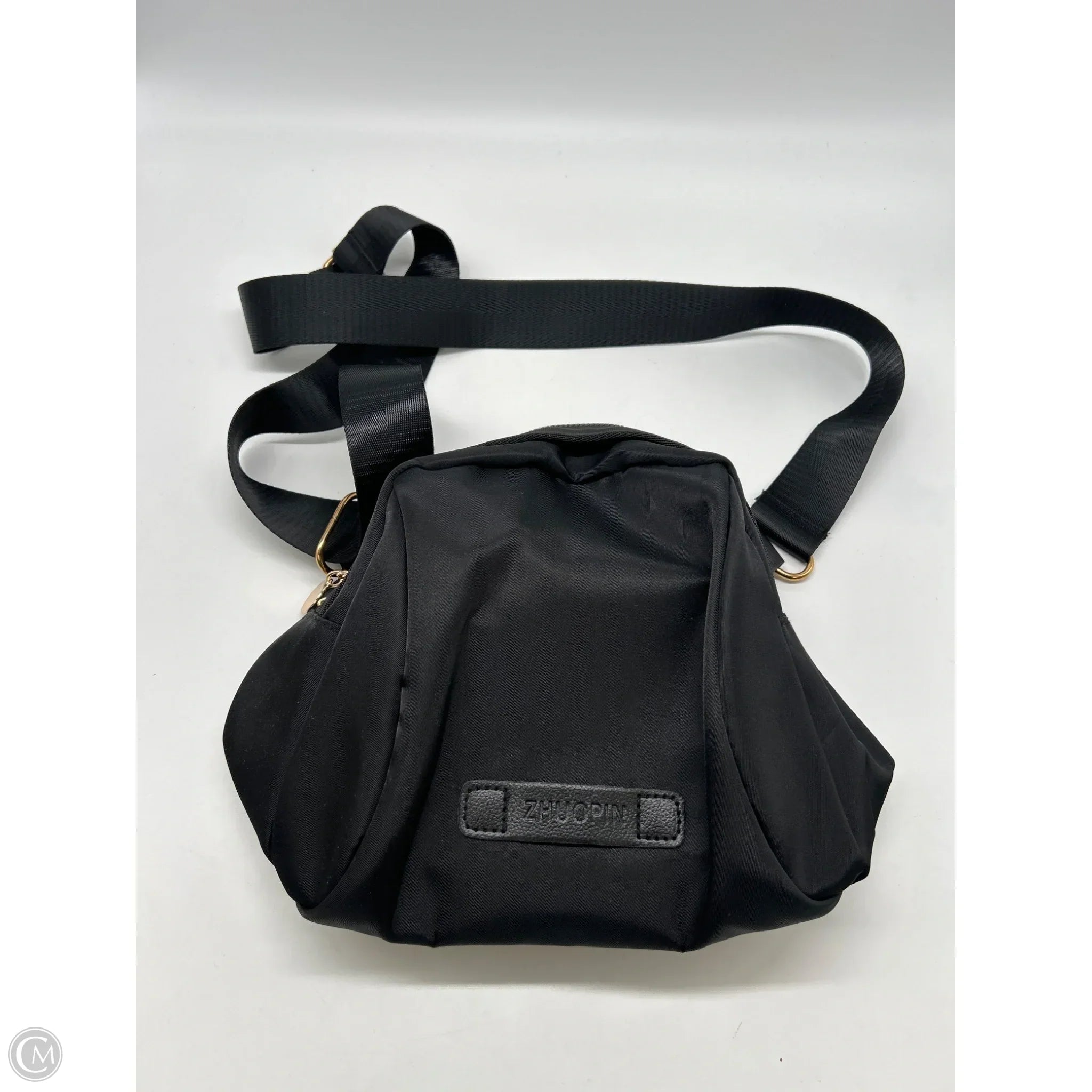 Crossbody By Clothes Mentor, Size: Small