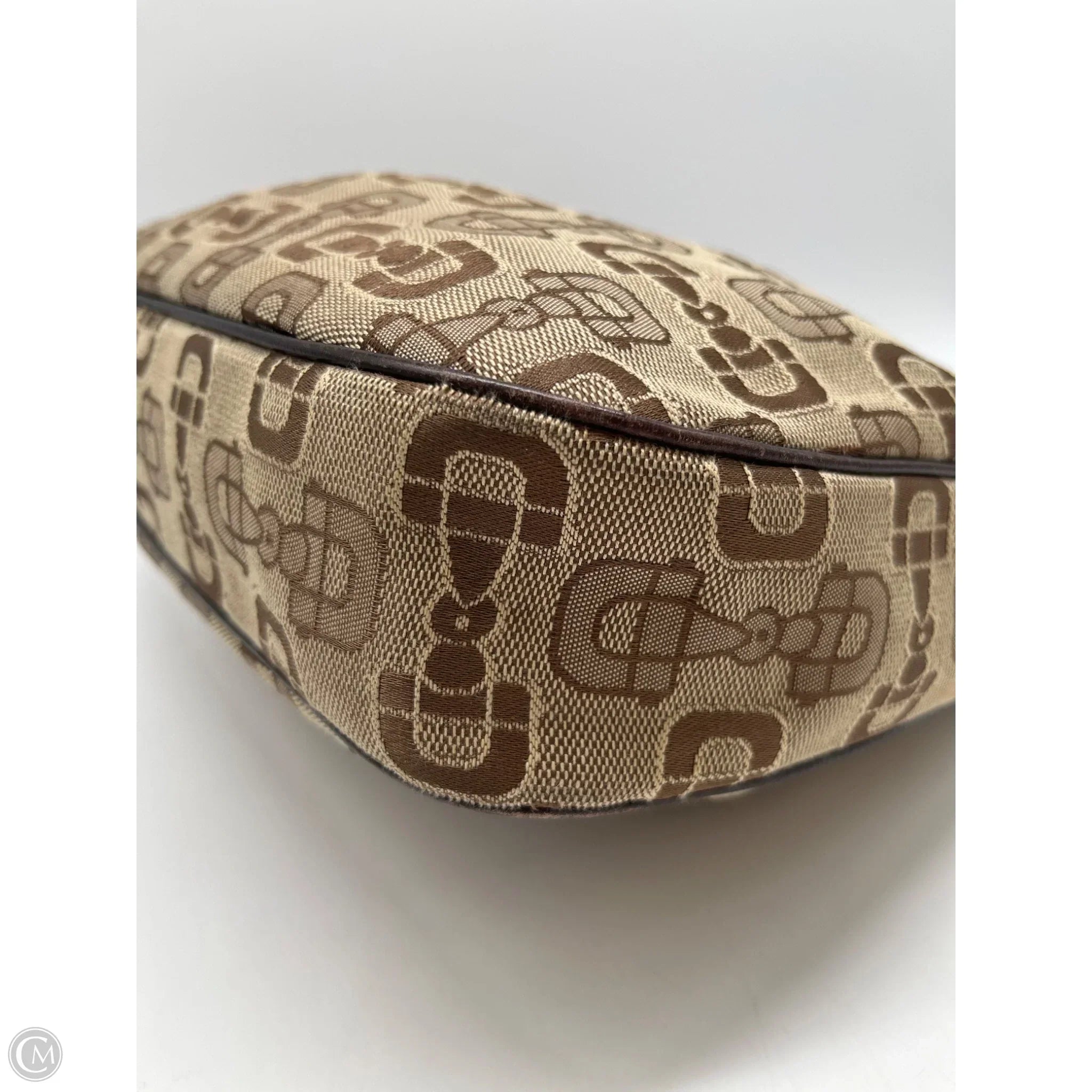 Handbag Luxury Designer By Gucci, Size: Medium