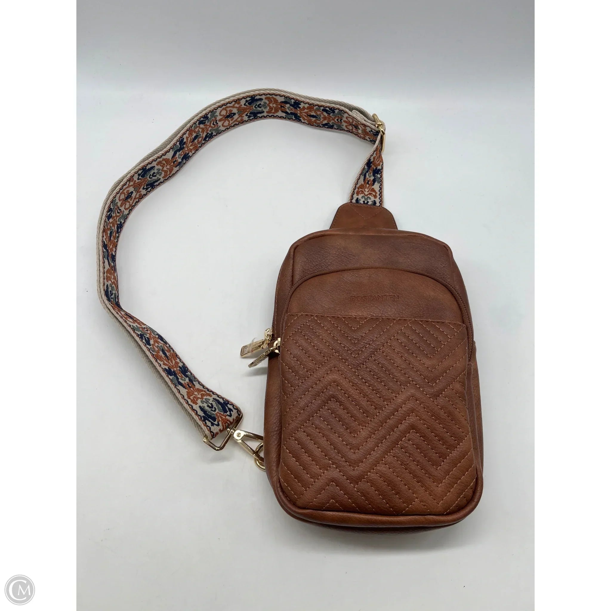 Crossbody By Clothes Mentor, Size: Medium