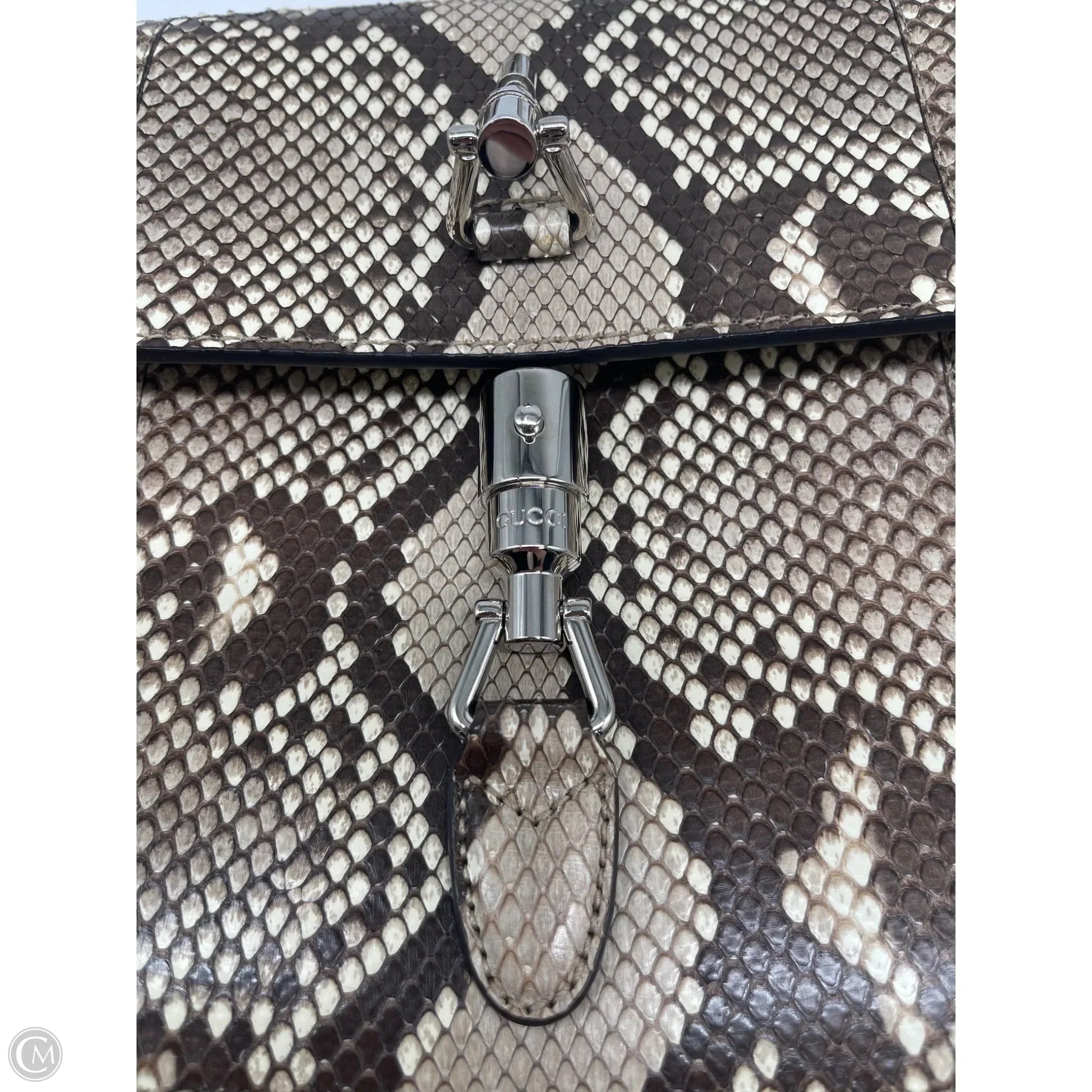 Handbag Luxury Designer By Gucci, Size: Medium
