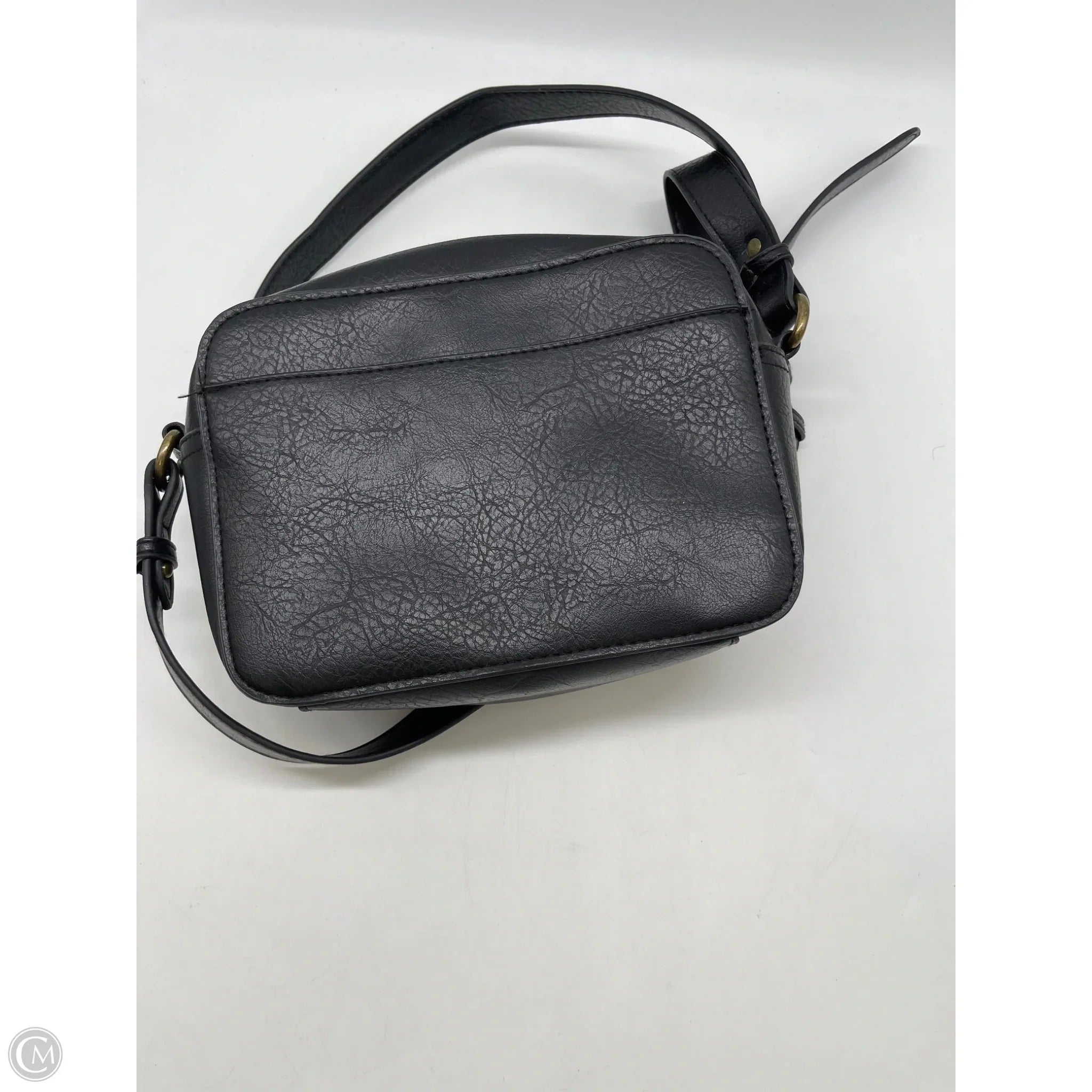 Crossbody By Clothes Mentor, Size: Small