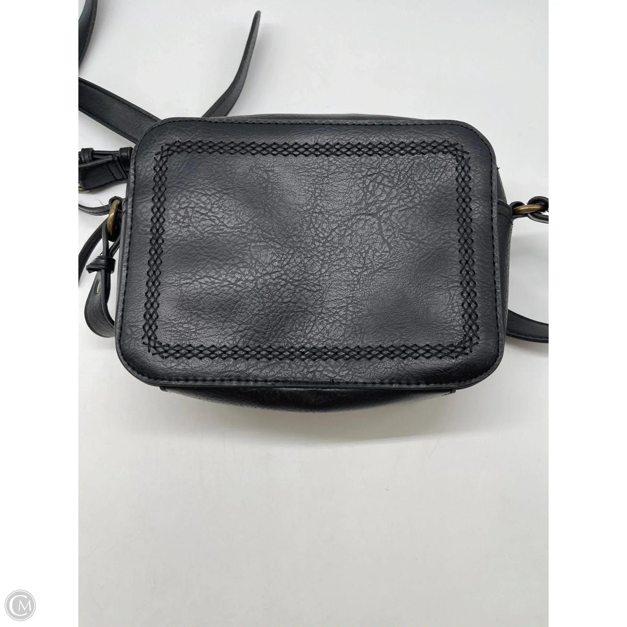 Crossbody By Clothes Mentor, Size: Small