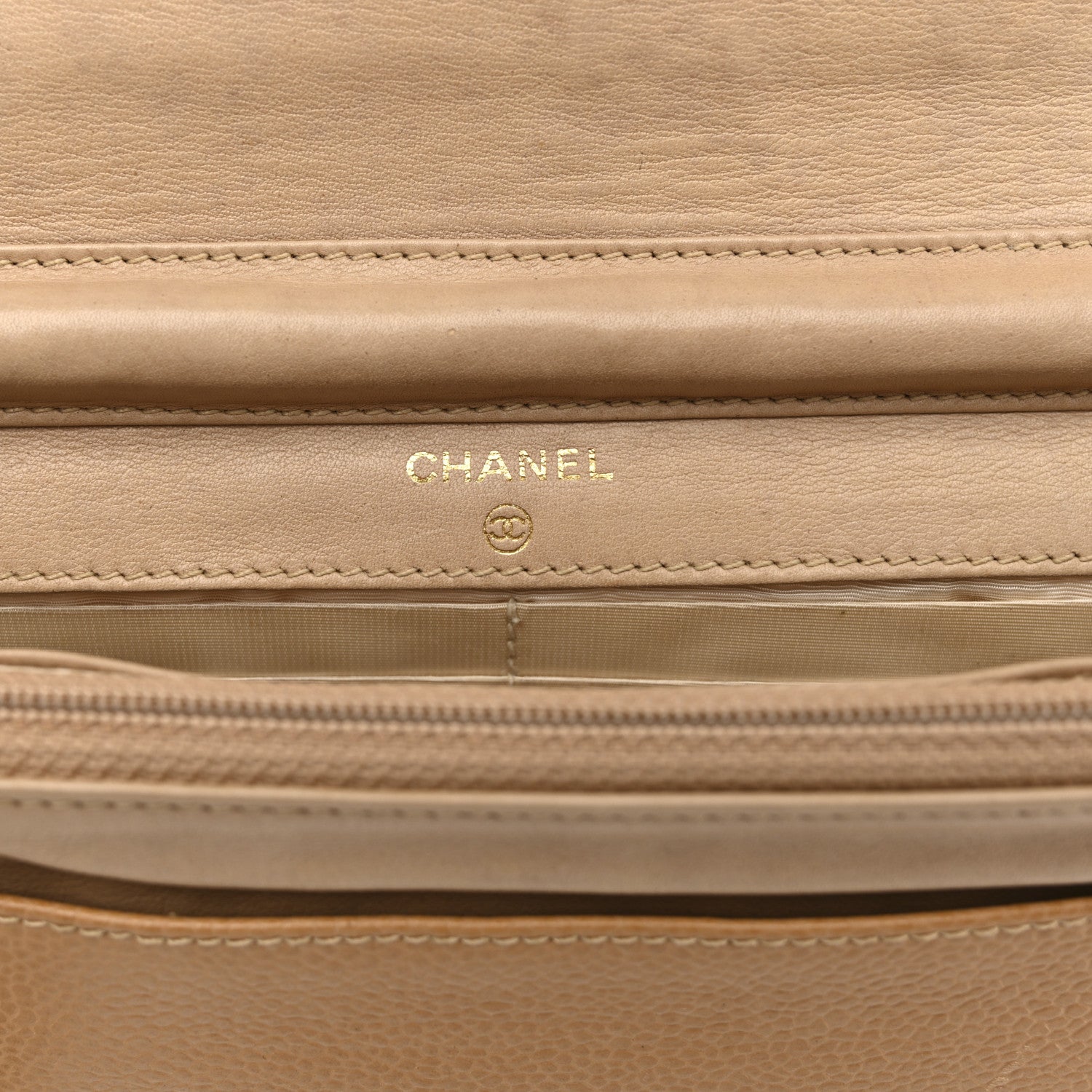 Caviar Timeless CC Wallet on Chain WOC Beige