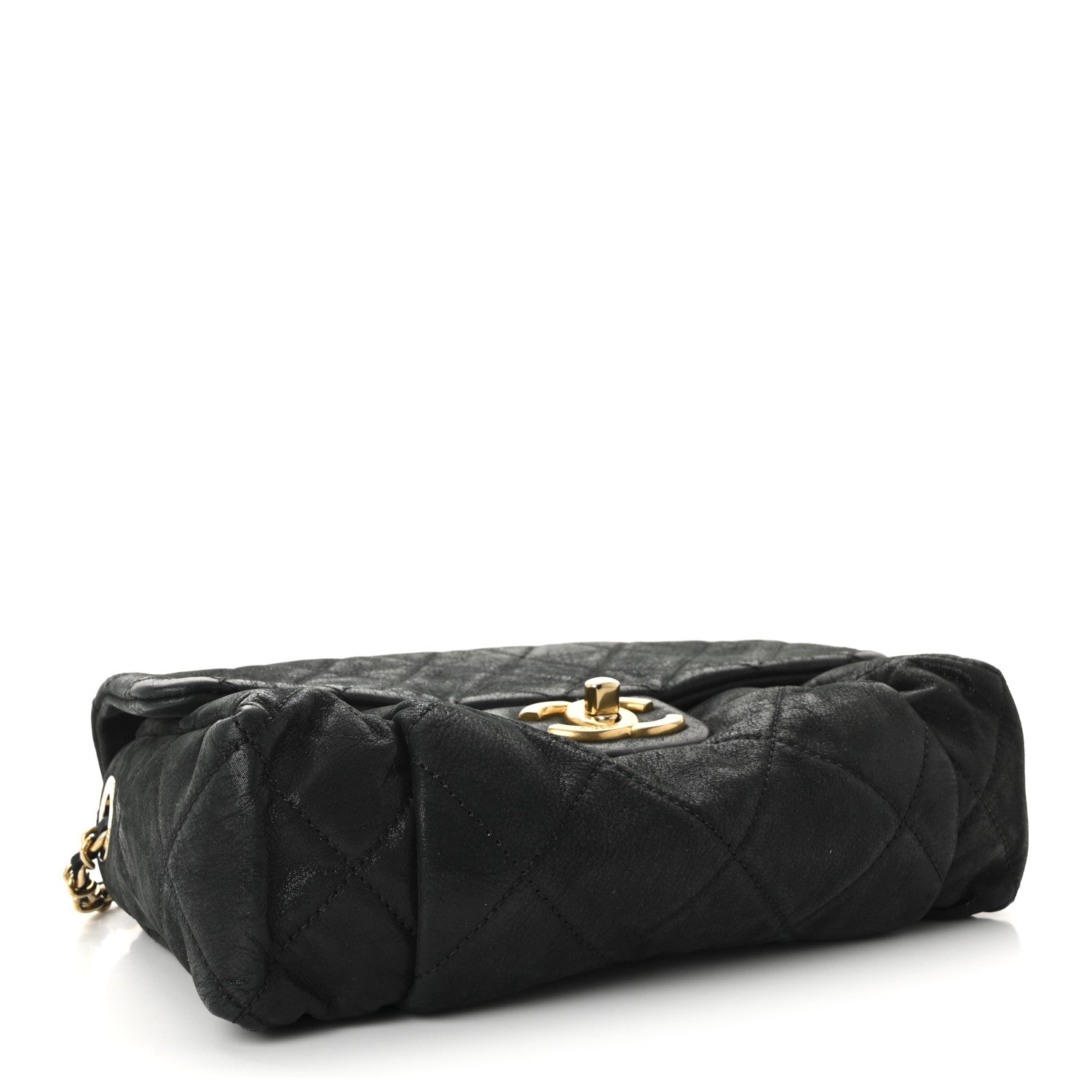 Iridescent Calfskin Quilted Small Chic Quilt Flap Black