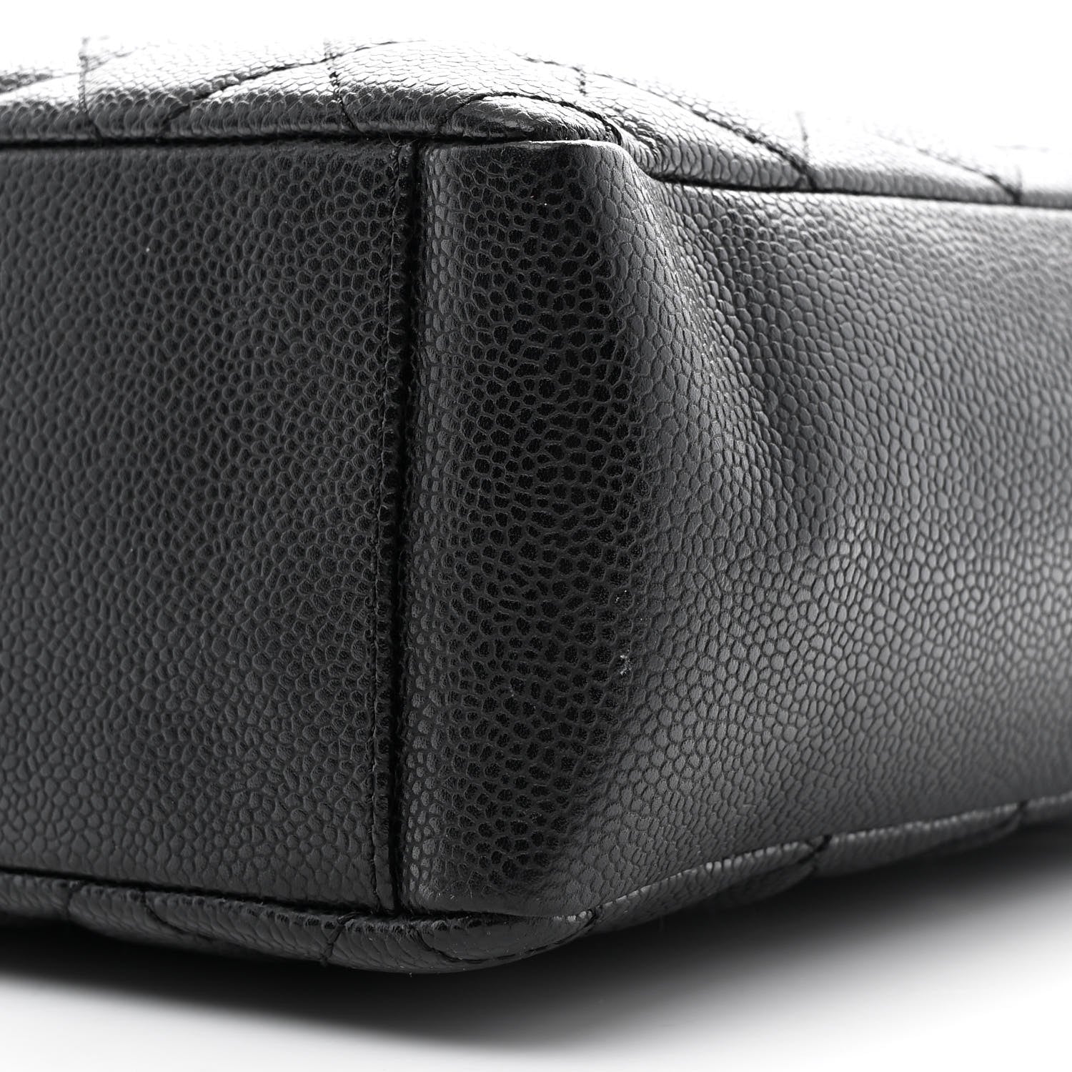 Caviar Quilted Petit Shopping Tote PST Black
