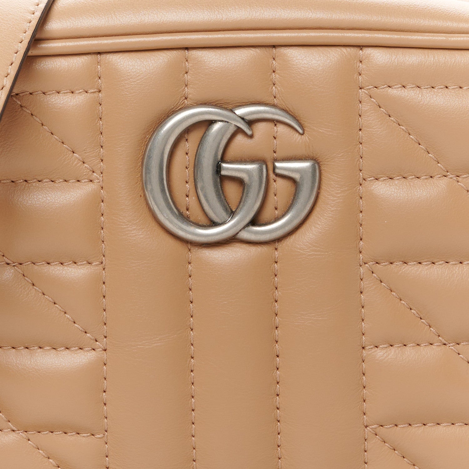 Calfskin Matelasse Aria Mini GG Marmont Chain Shoulder Bag Camelia