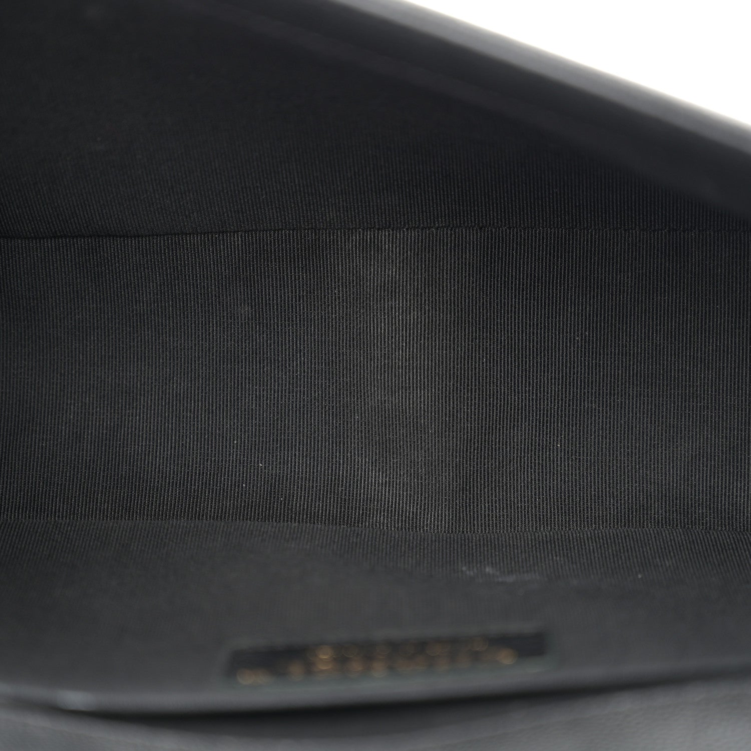 Caviar Quilted Medium Boy Flap Black