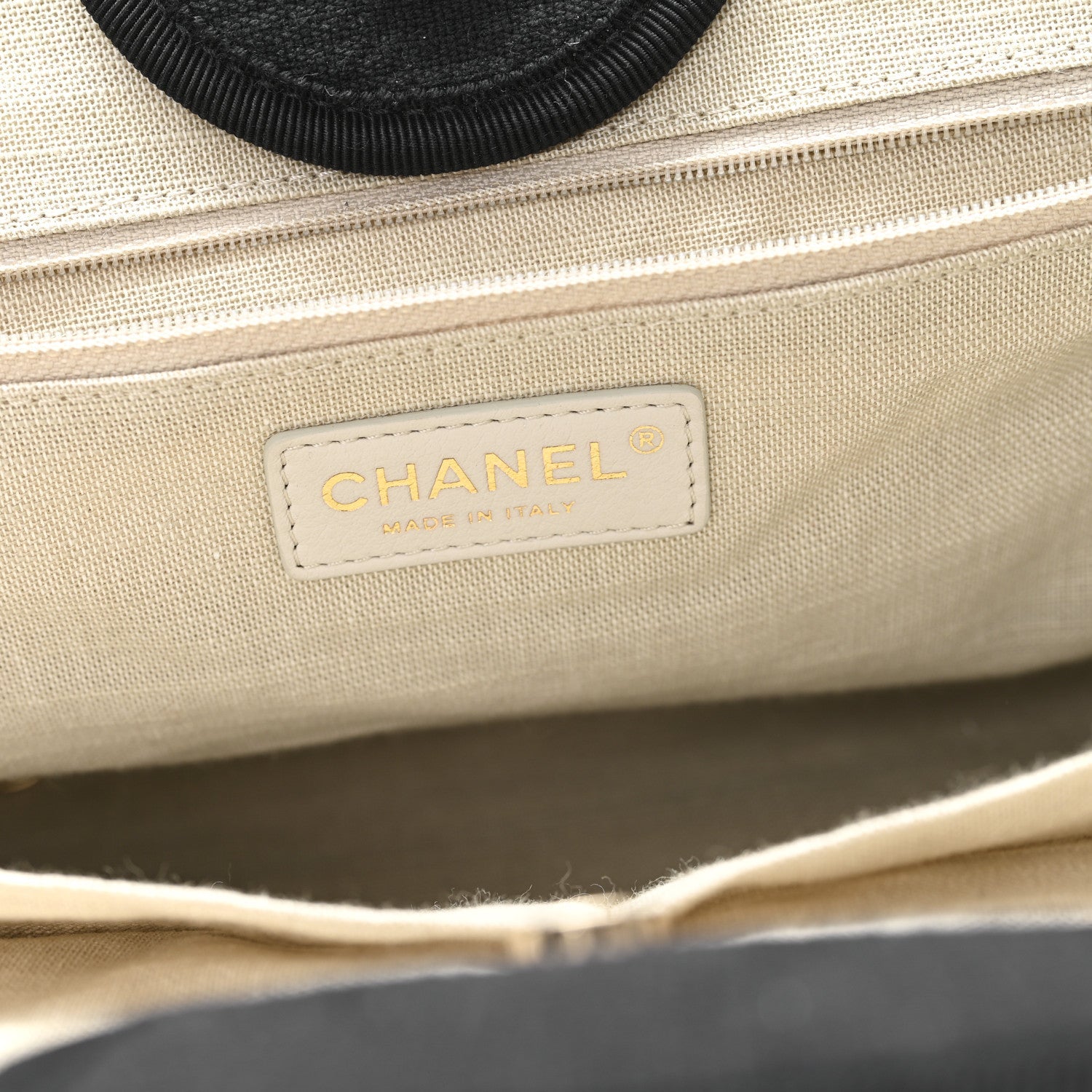 Mixed Fibers Medium Deauville Tote Black