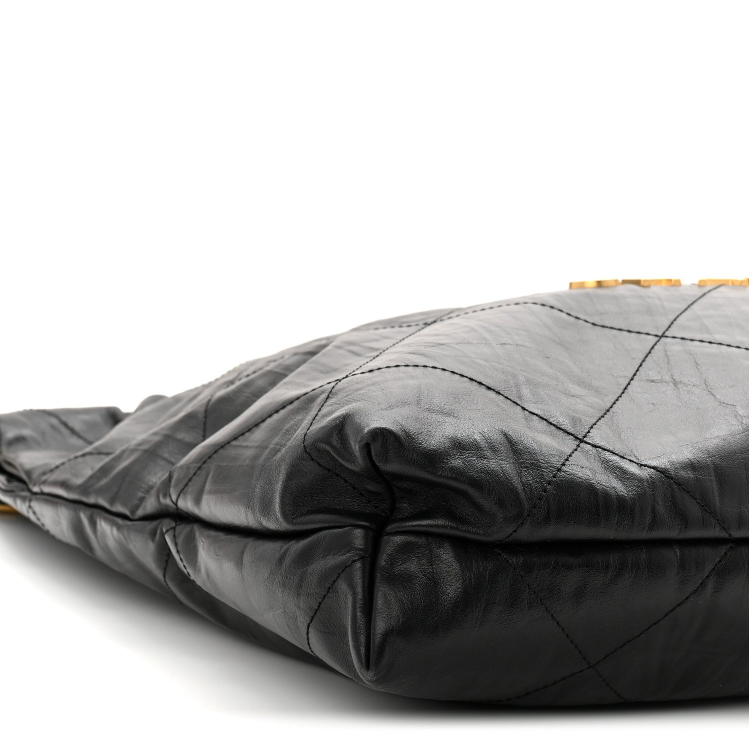 Crumpled Calfskin Quilted Chanel 22 Black