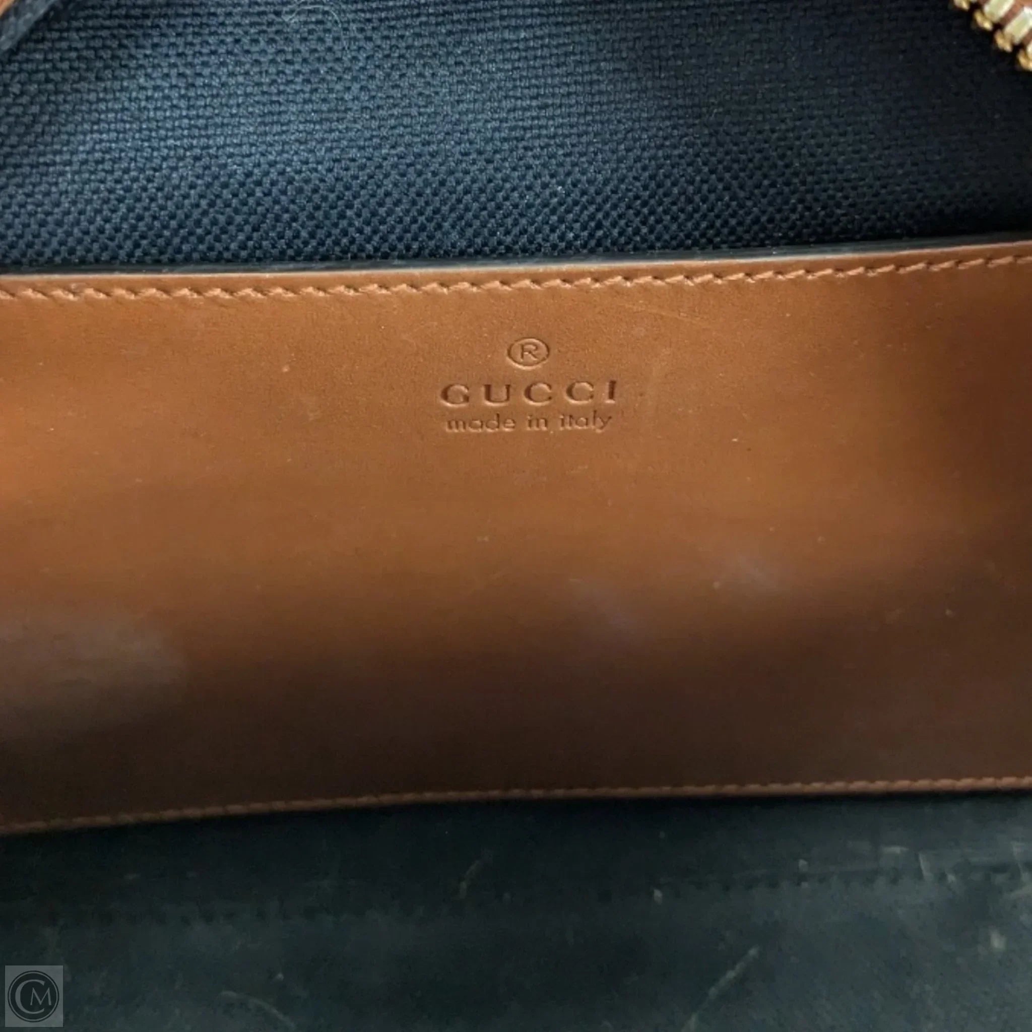 Handbag Luxury Designer By Gucci, Size: Small