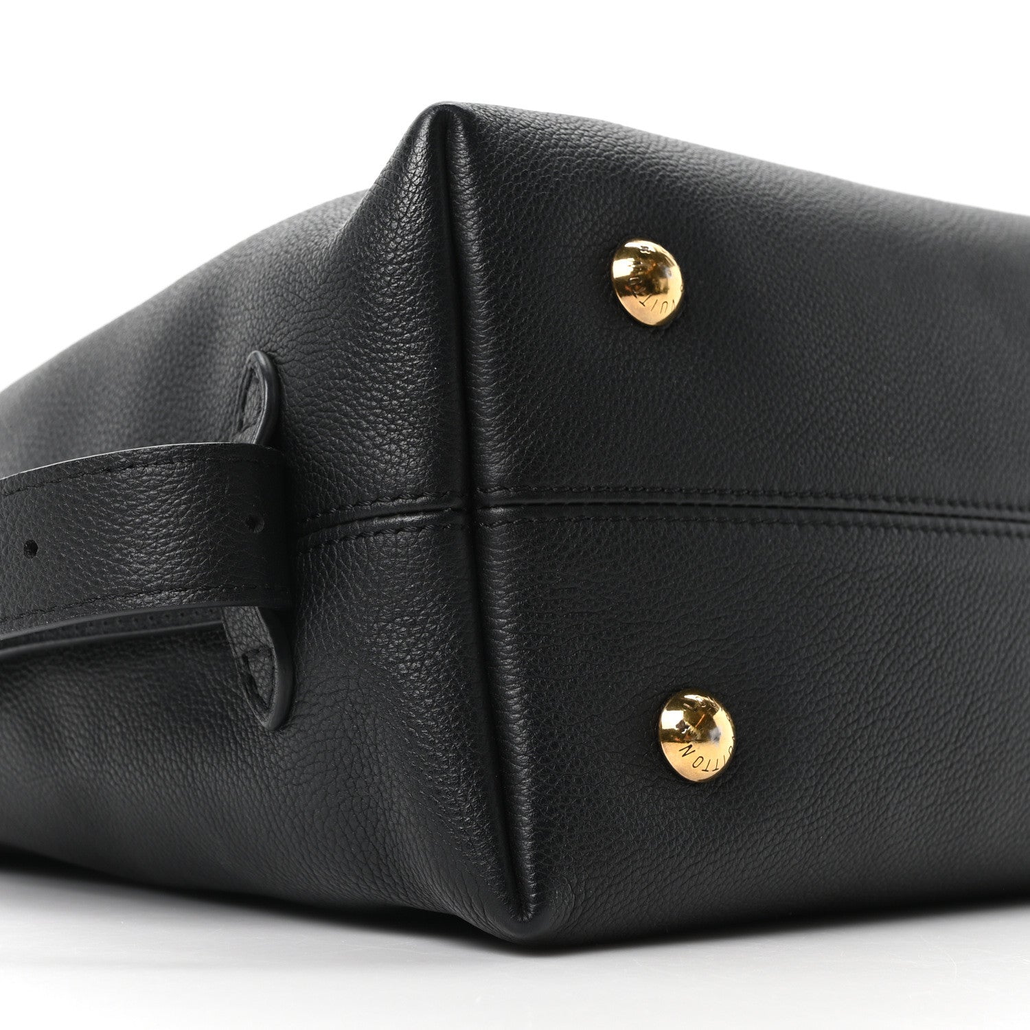 Grained Calfskin Low Key Hobo PM Black
