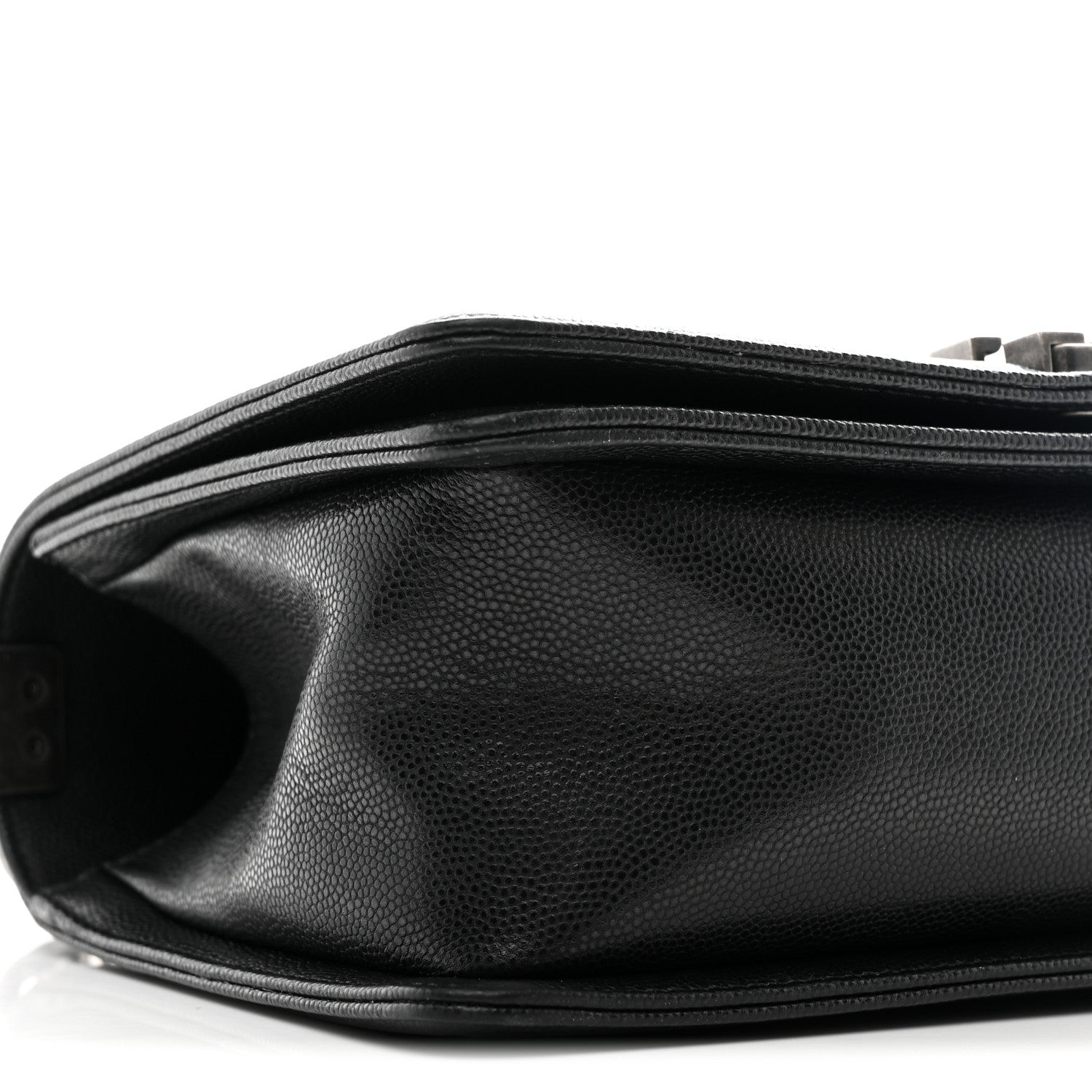 Caviar Chevron Quilted Medium Boy Flap Black