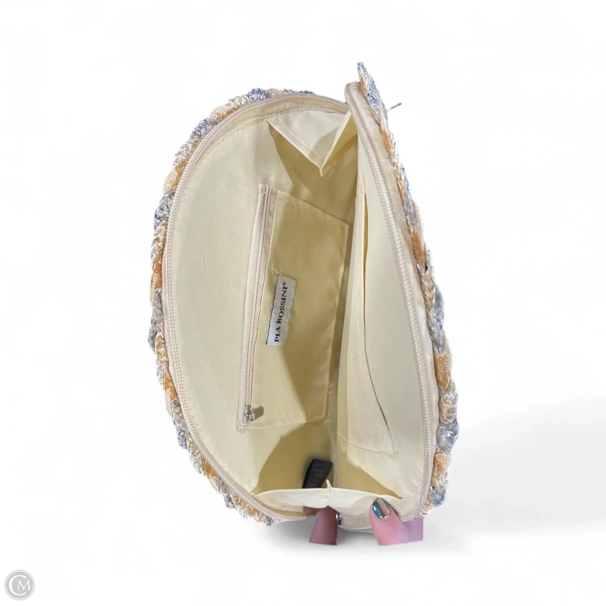 Clutch By Clothes Mentor, Size: Medium