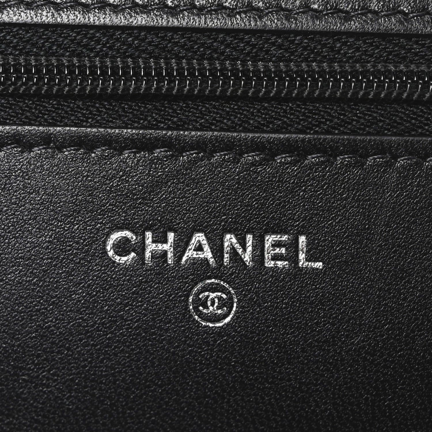 Lambskin Quilted Wallet On Chain WOC Black