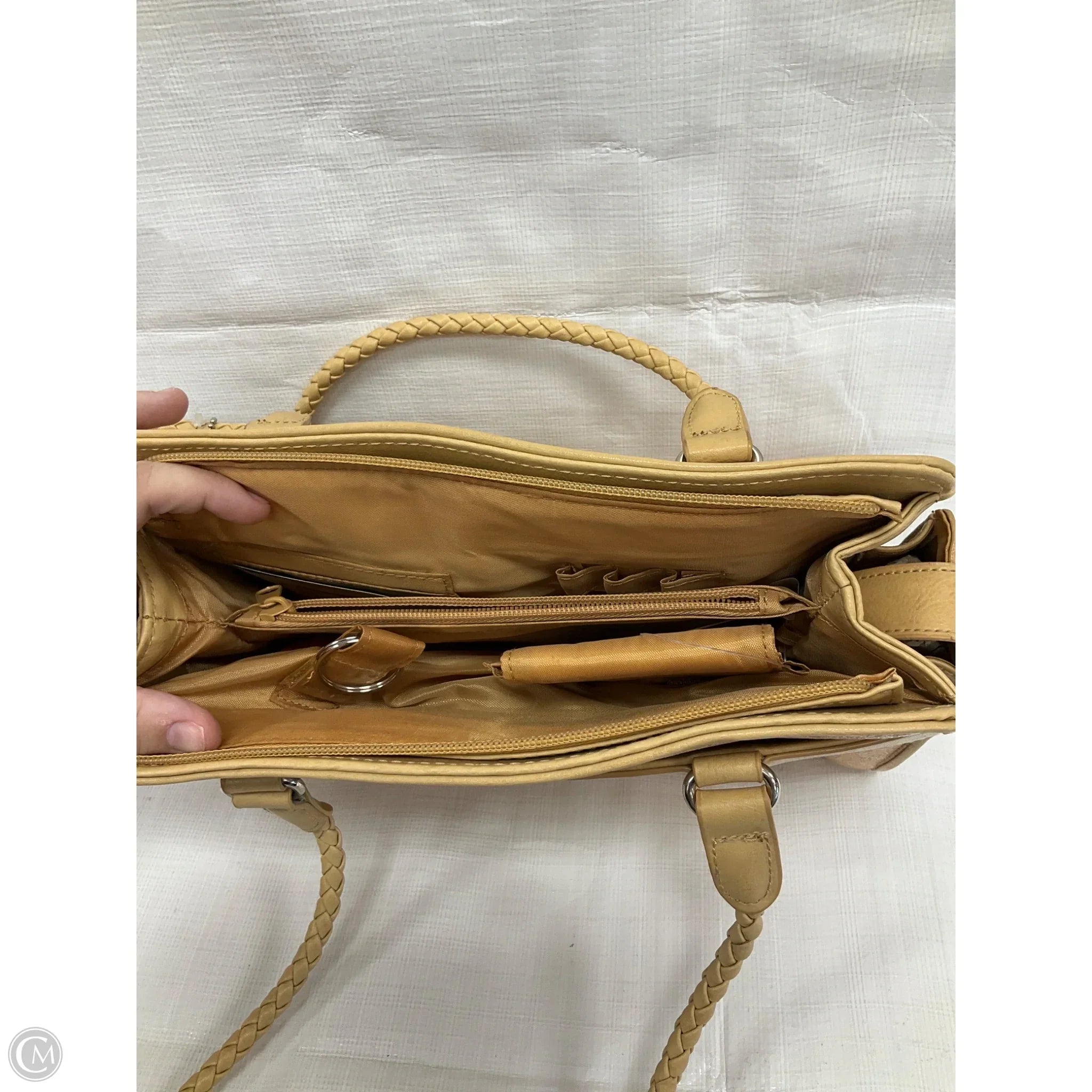 Handbag By Bueno, Size: Medium