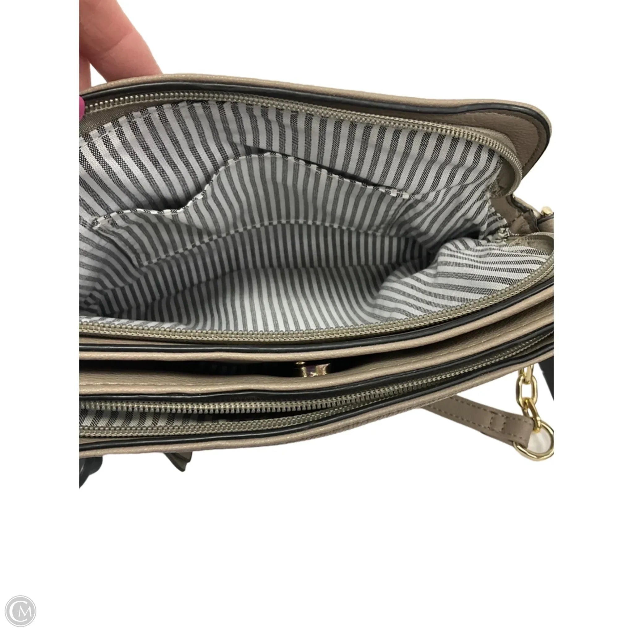 Crossbody By Clothes Mentor, Size: Small