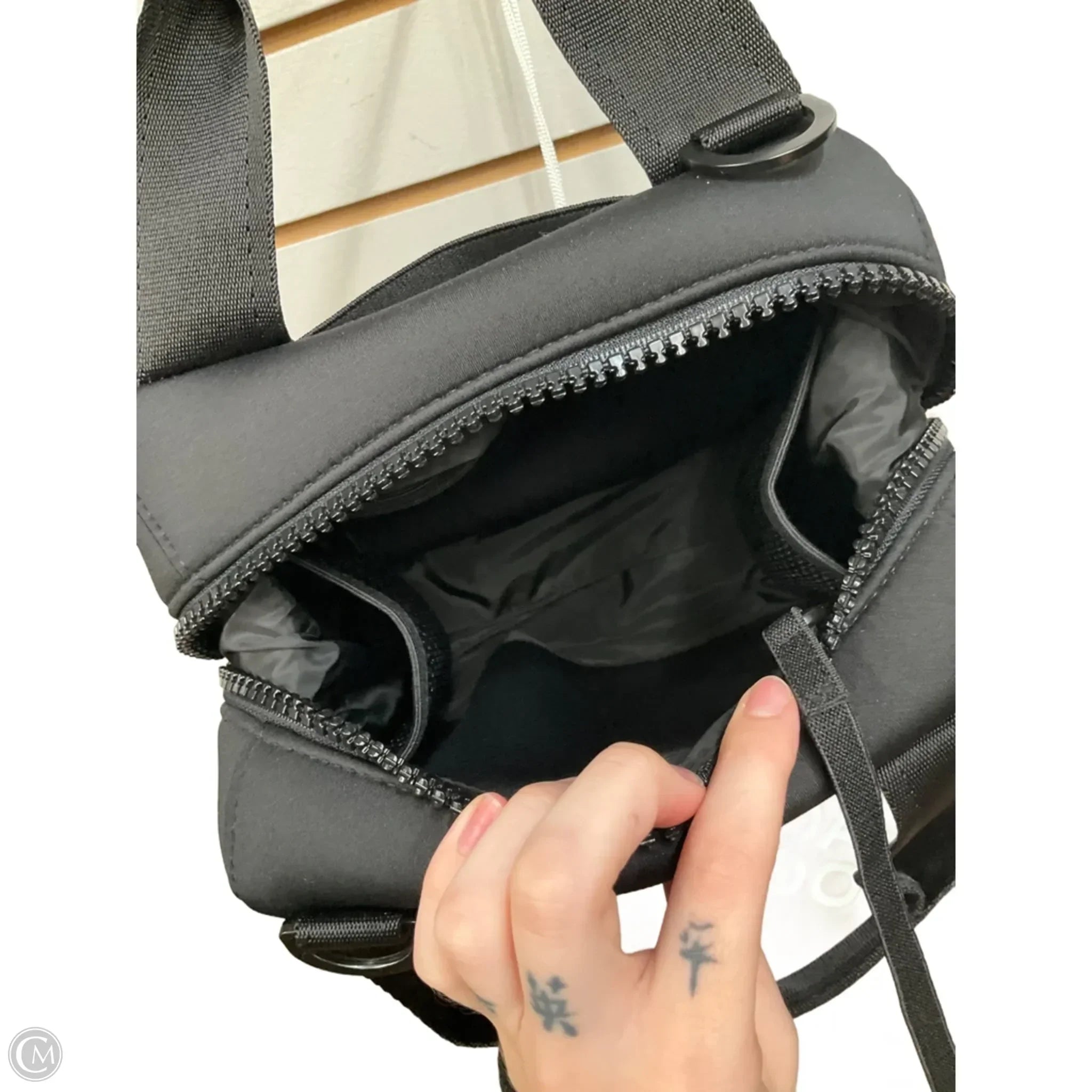 Handbag By Dagne Dover, Size: Small