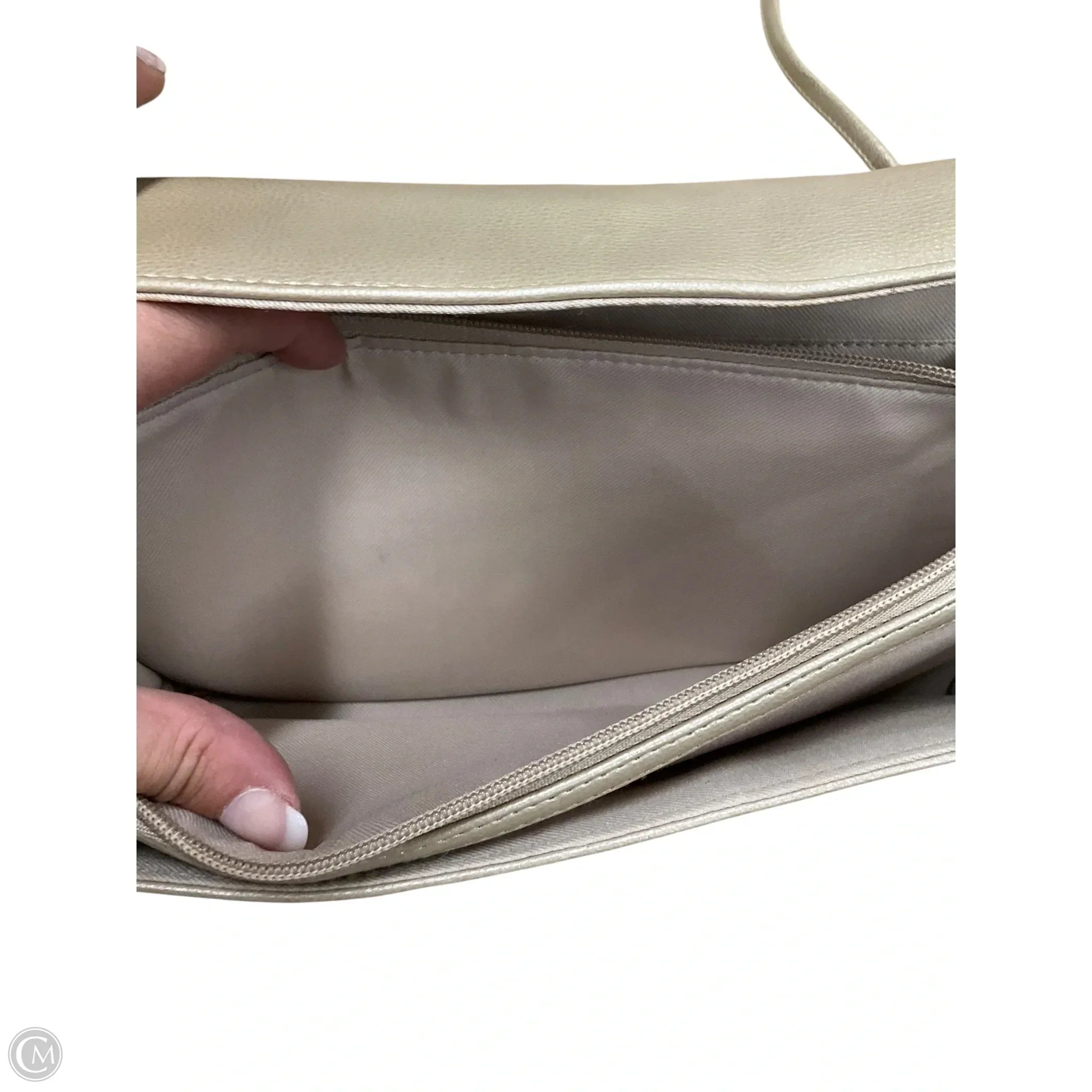 Crossbody By Clothes Mentor, Size: Medium
