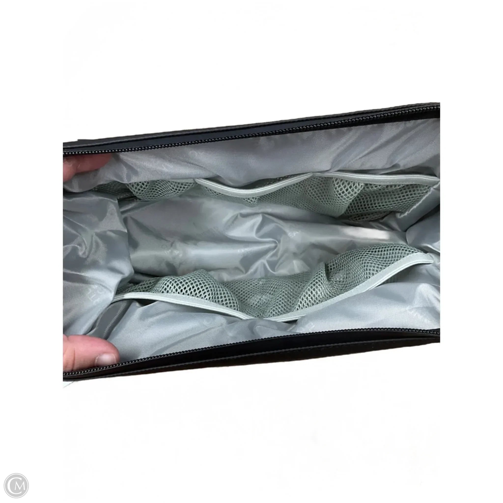 Makeup Bag By Clothes Mentor, Size: Large