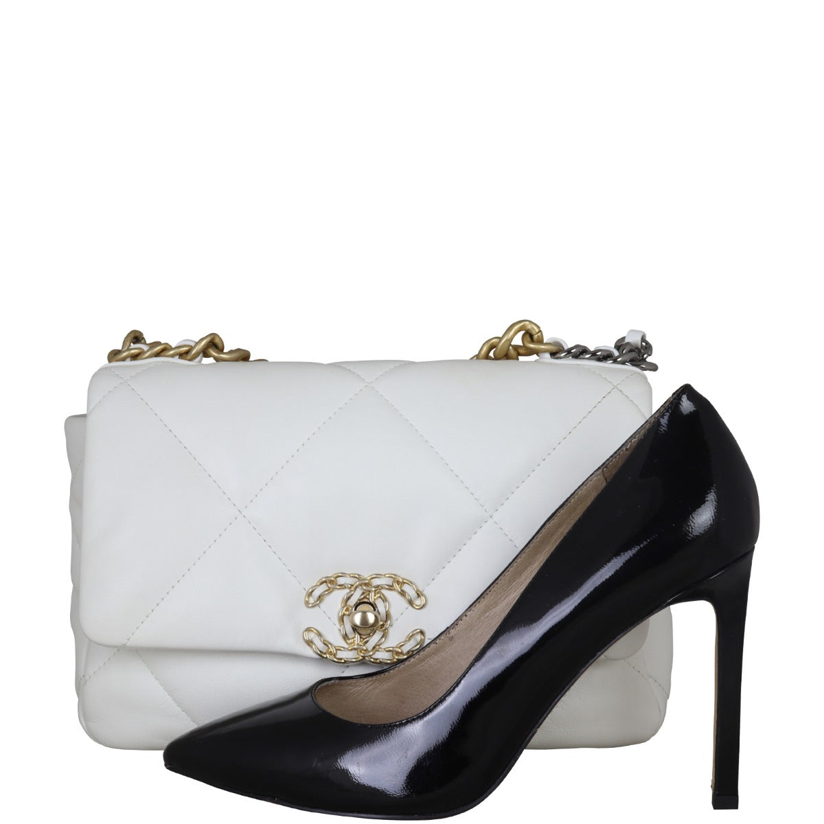 Chanel 19 Flap Bag Medium | White
