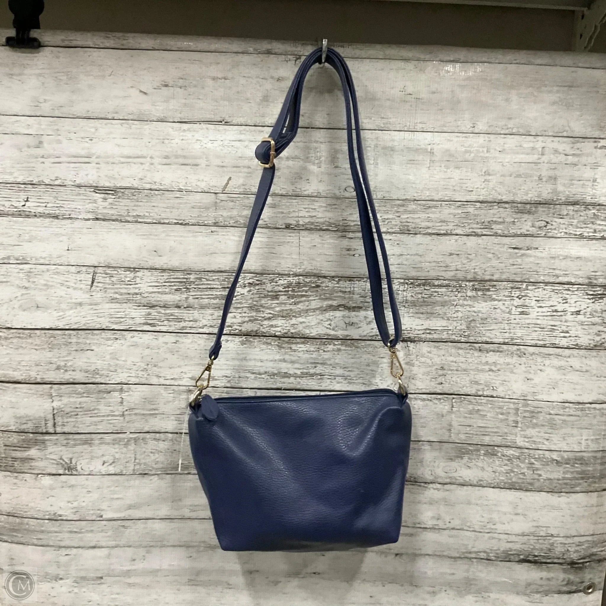 Crossbody By Clothes Mentor, Size: Small
