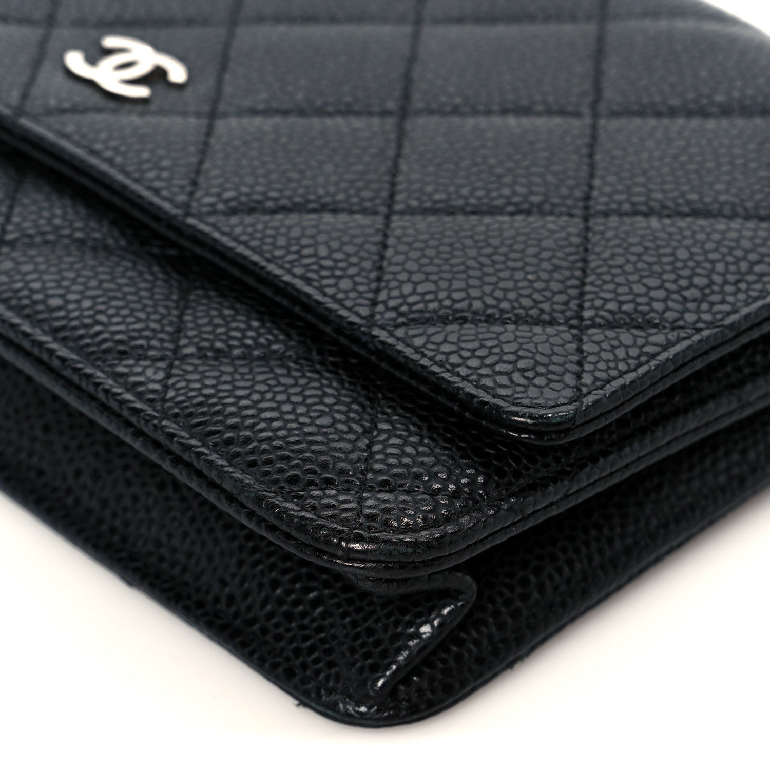 Caviar Quilted Wallet On Chain WOC Black
