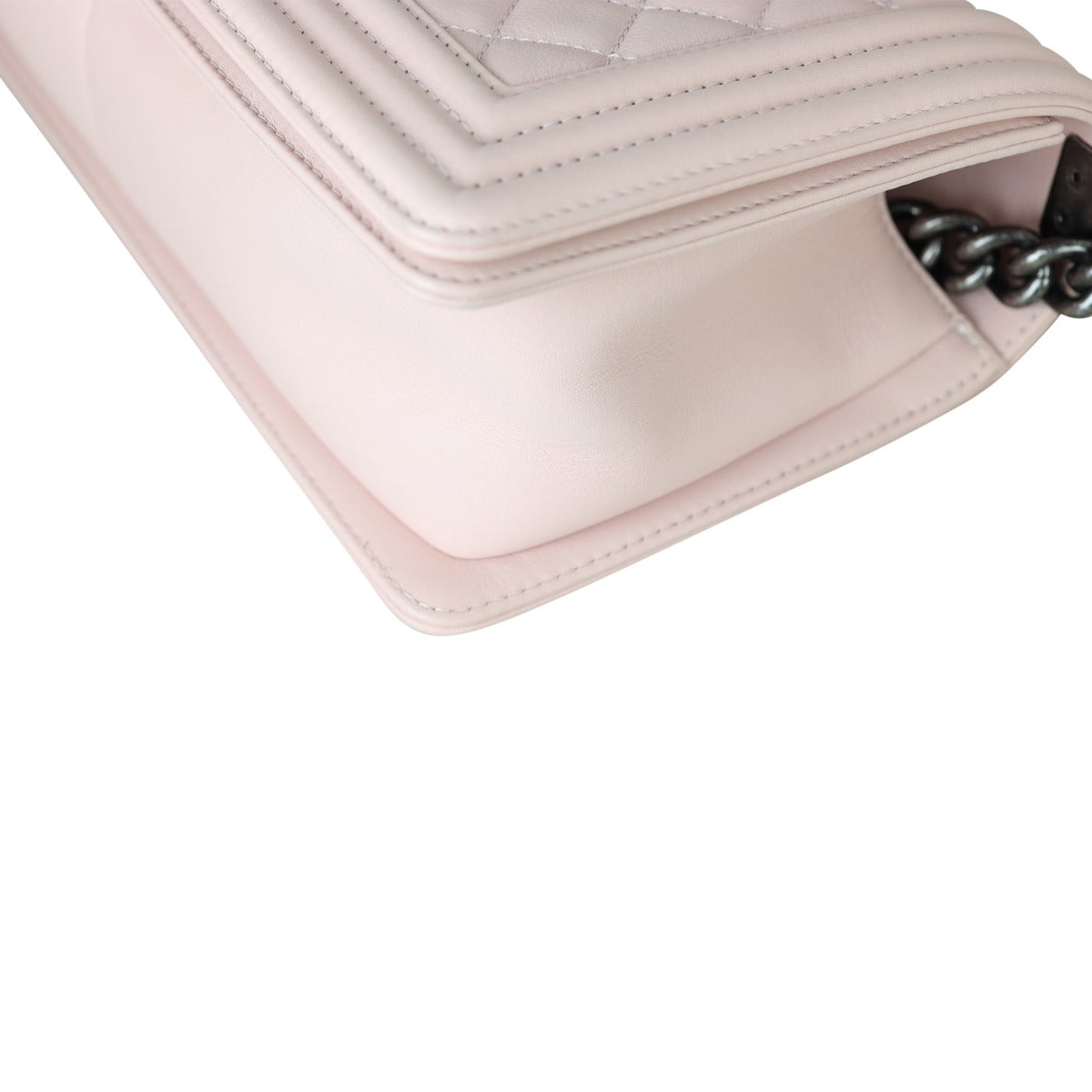 Chanel Boy Old Medium | Pale Pink