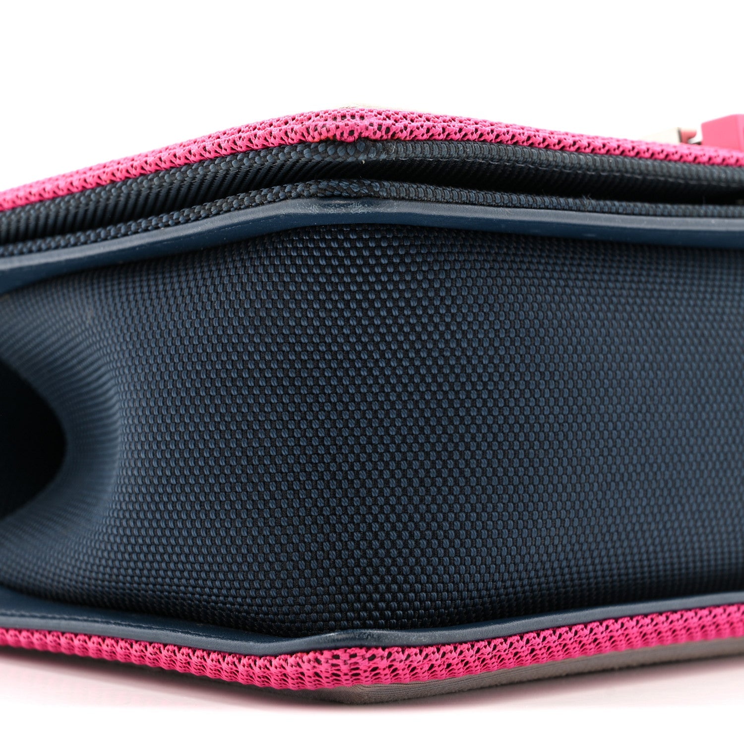 Canvas Quilted Medium Fluo Boy Flap Dark Navy Fuchsia Grey