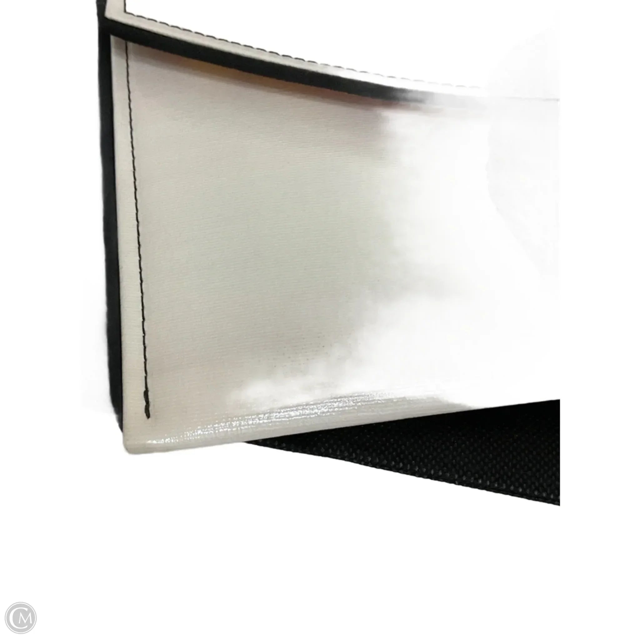 Crossbody By Clothes Mentor, Size: Medium