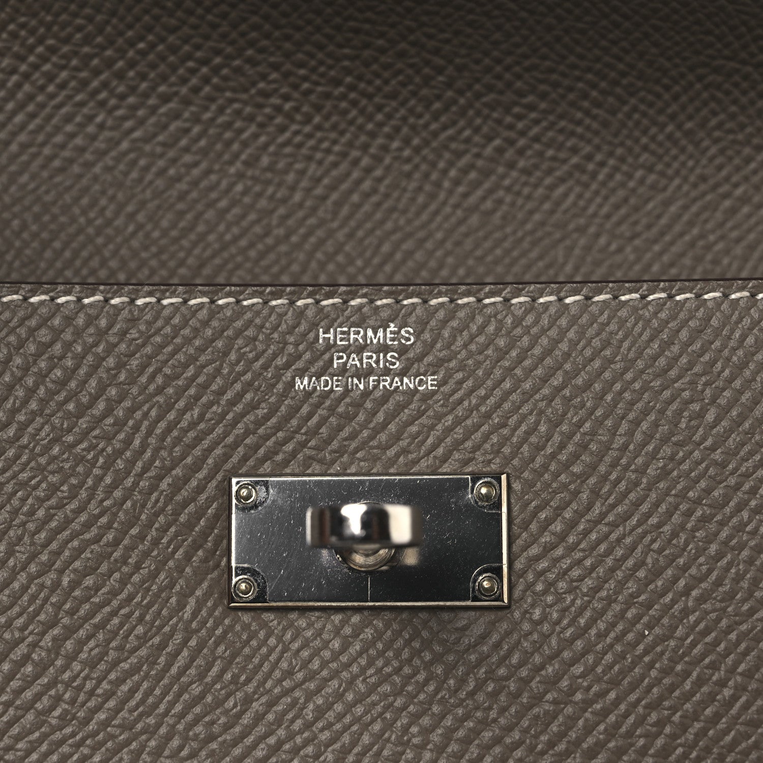 Epsom Kelly Longue Wallet Etoupe