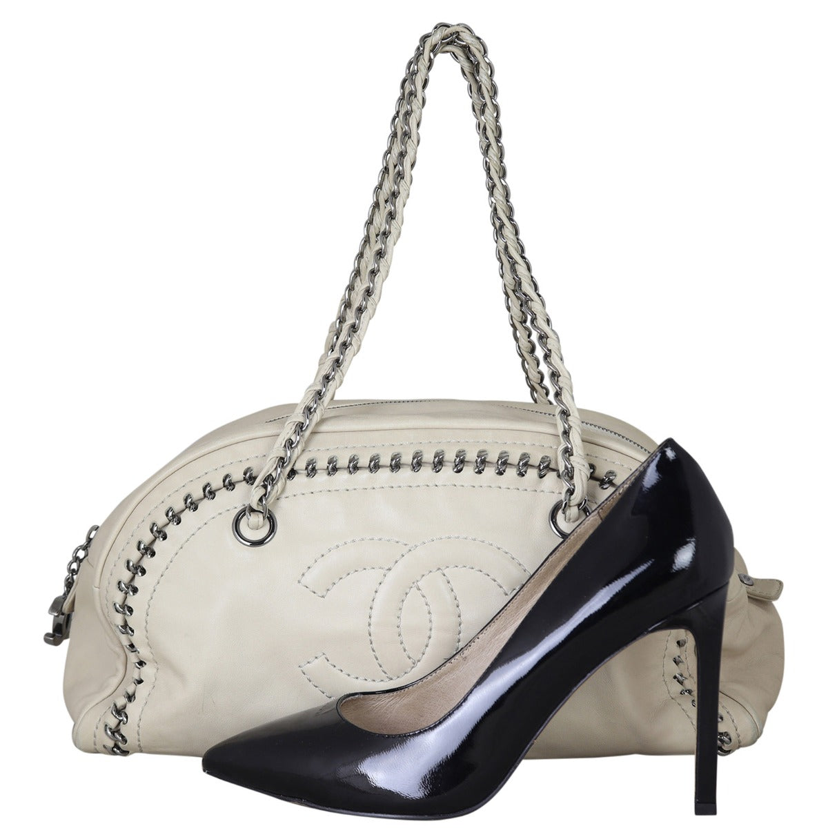 Chanel Luxe Ligne Bowler | Cream