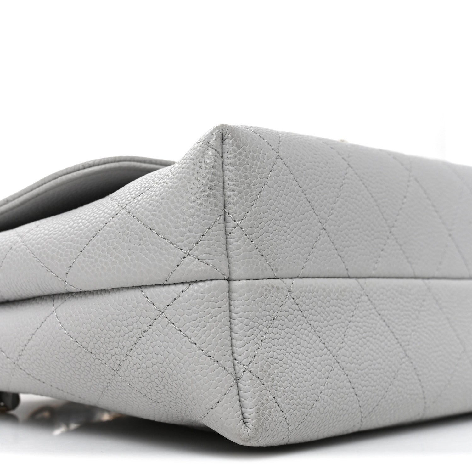 Caviar Quilted City Walk Flap Light Grey