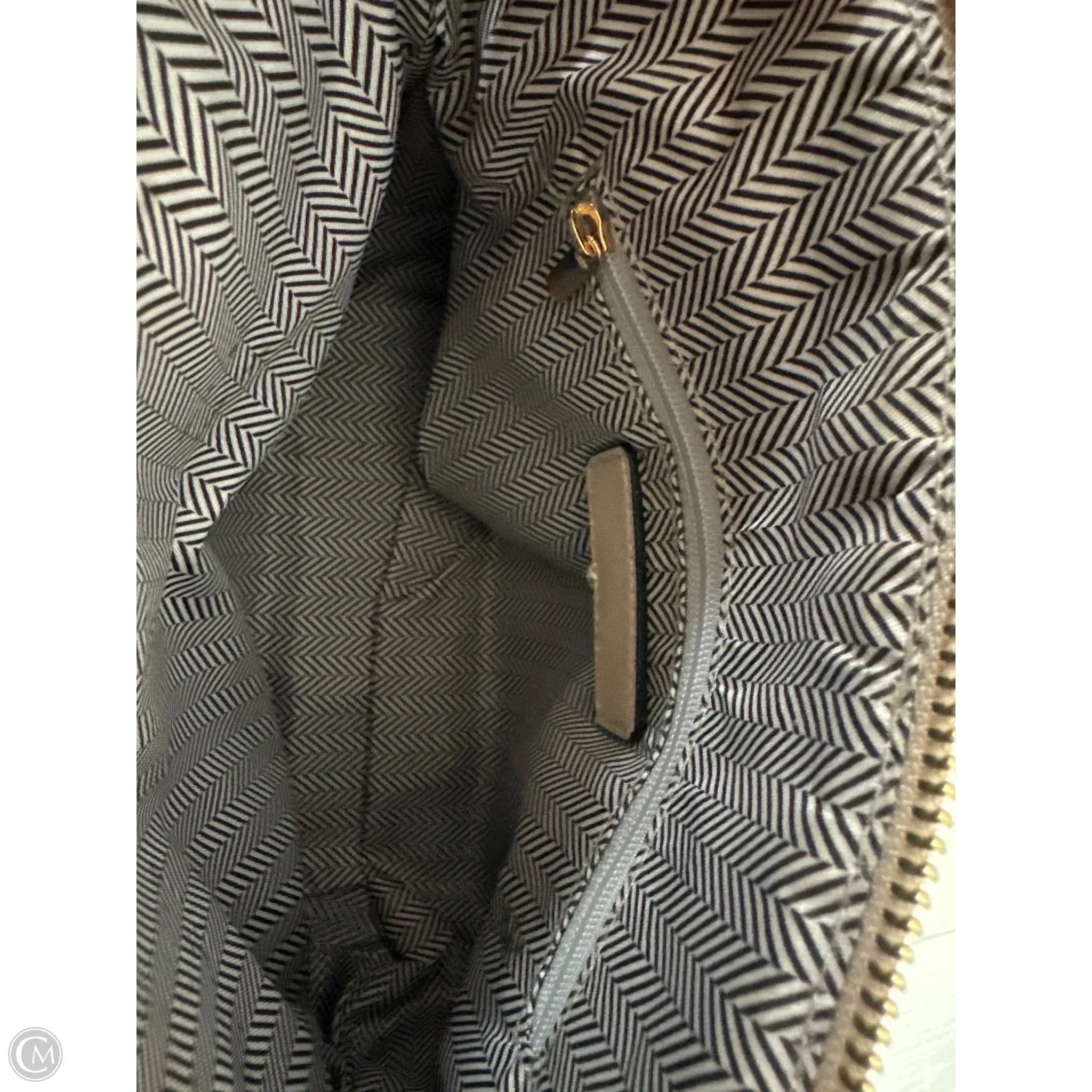 Crossbody By Clothes Mentor, Size: Medium