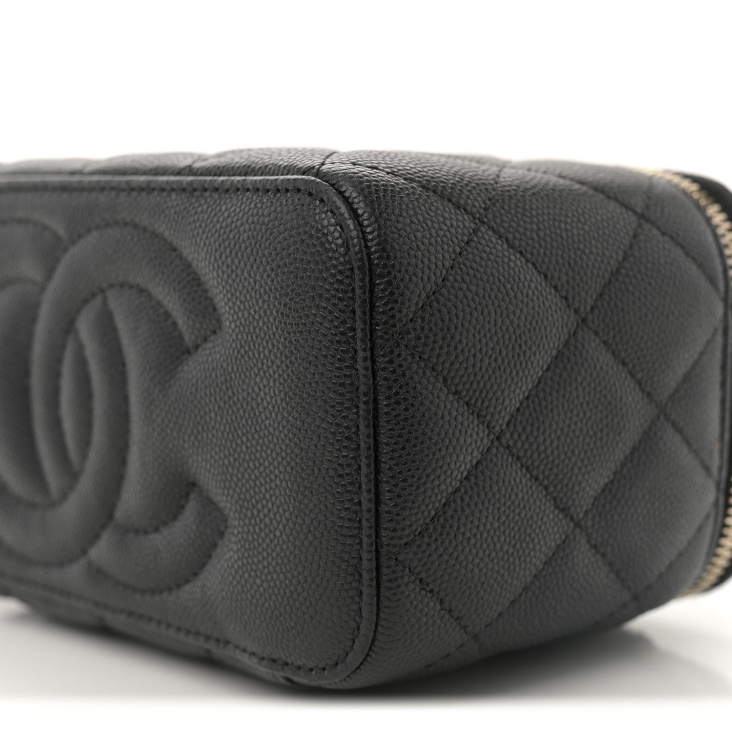 Caviar Quilted Small Vanity Case With Chain Black