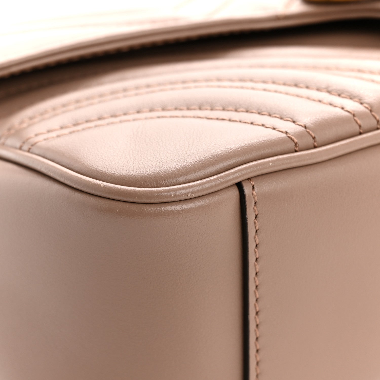 Calfskin Matelasse Small GG Marmont Shoulder Bag Porcelain Rose