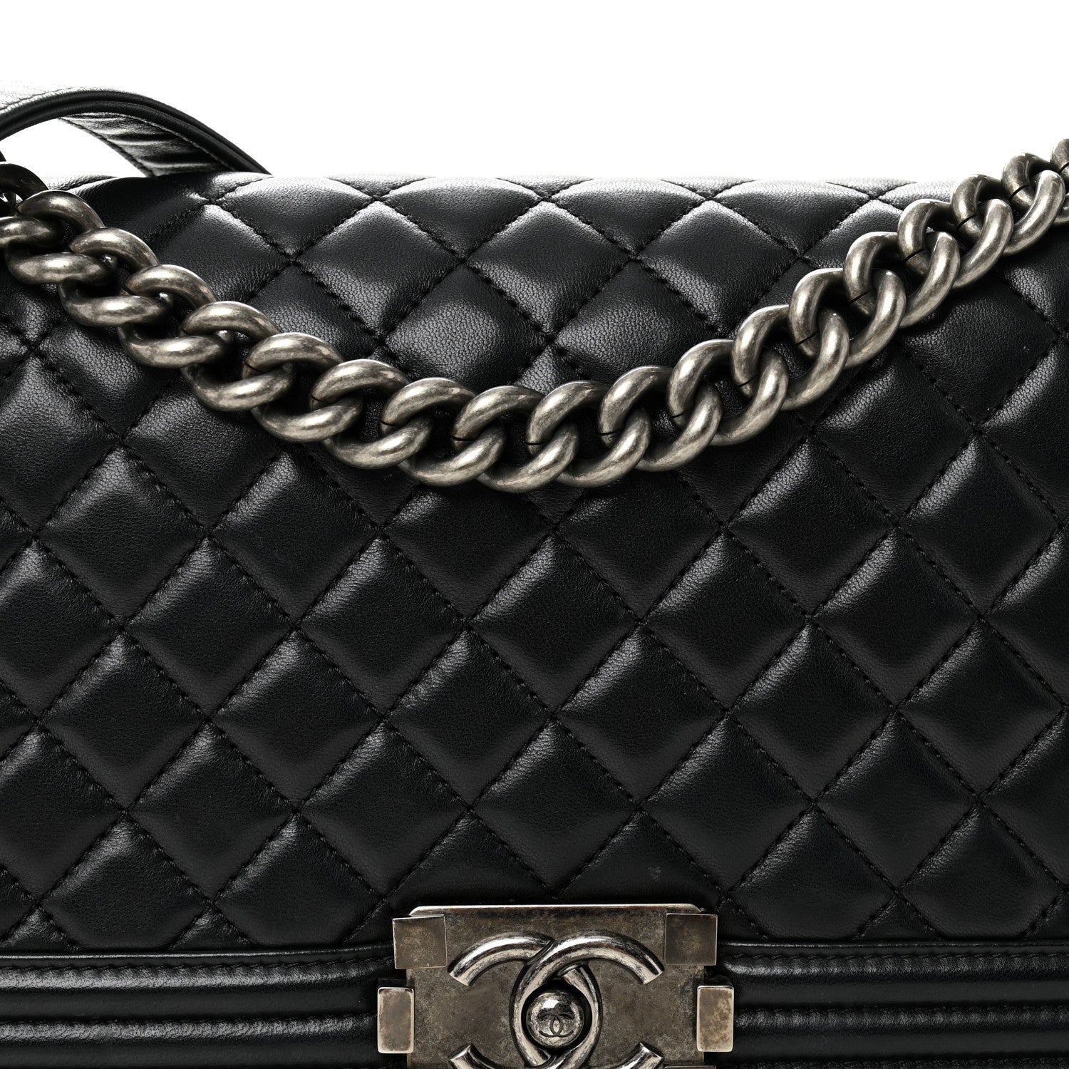 Lambskin Quilted Medium Boy Flap Black