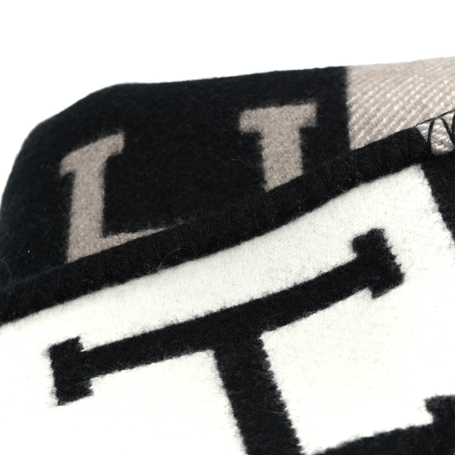 Wool Cashmere Avalon III Blanket Ecru Black