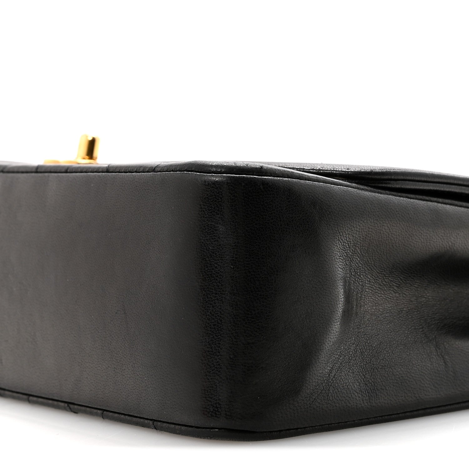 Lambskin Quilted Medium Single Flap Black