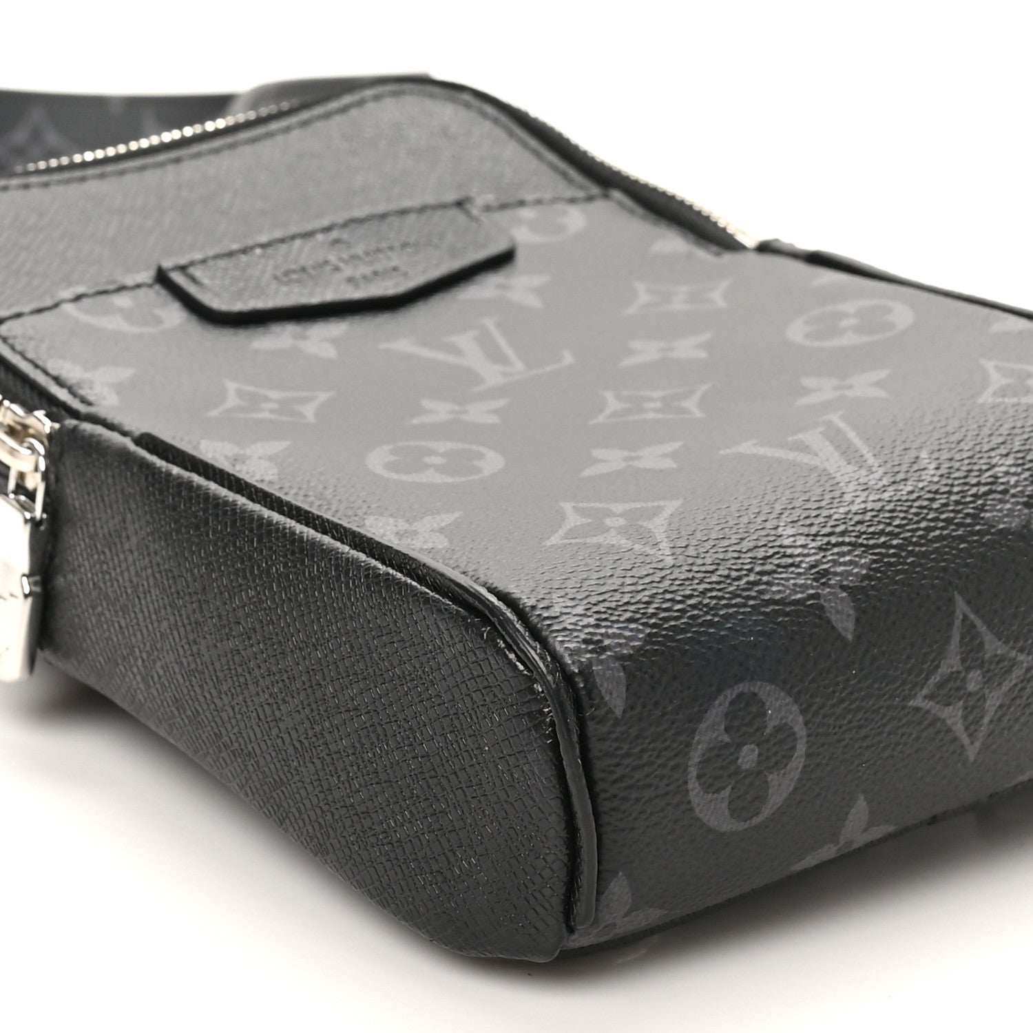 Taigarama Outdoor Slingbag Black