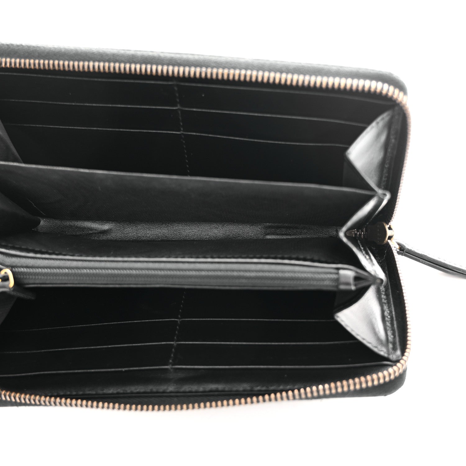 Calfskin Matelasse GG Marmont Zip Around Wallet Black