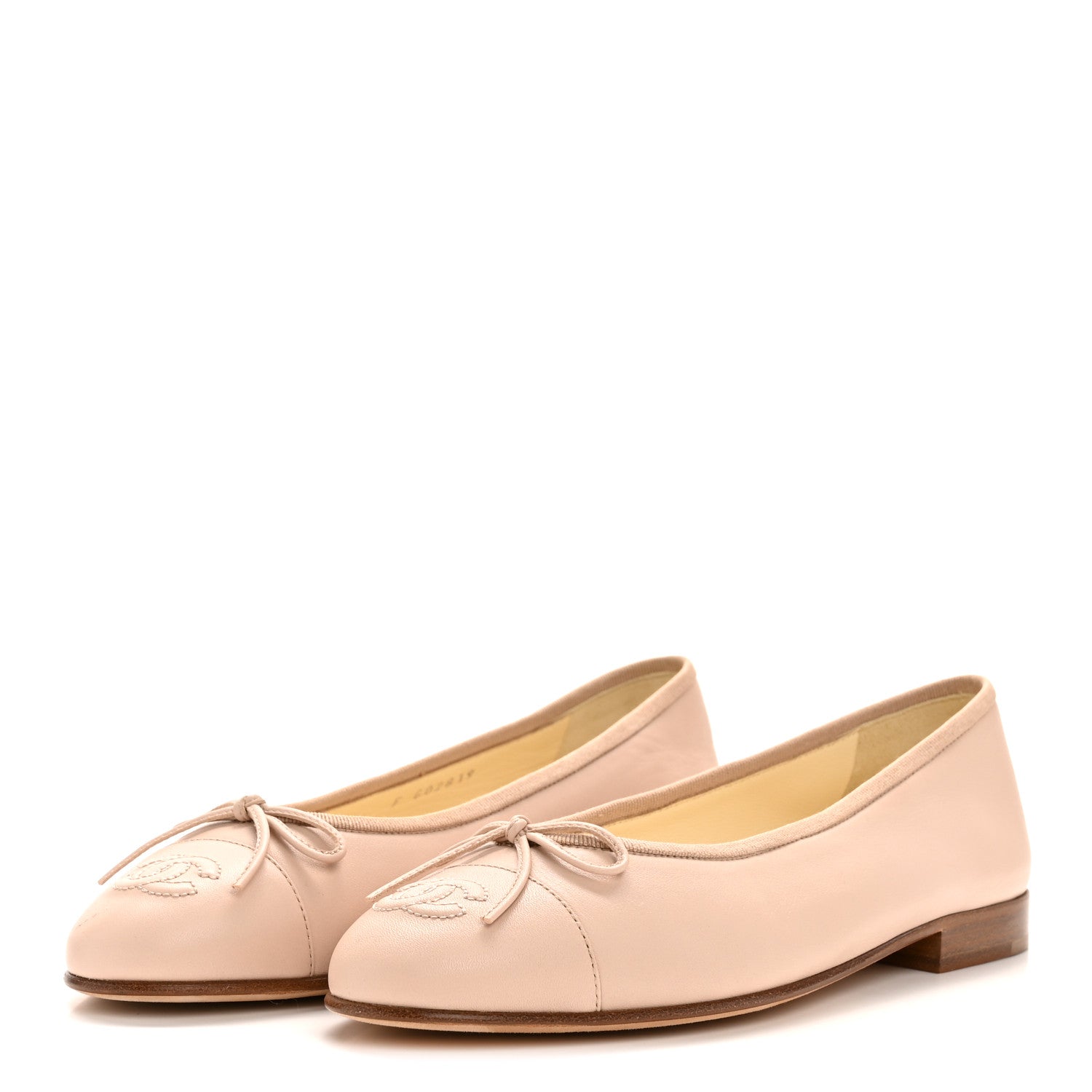 Lambskin Cap Toe CC Ballerina Flats 37 Beige