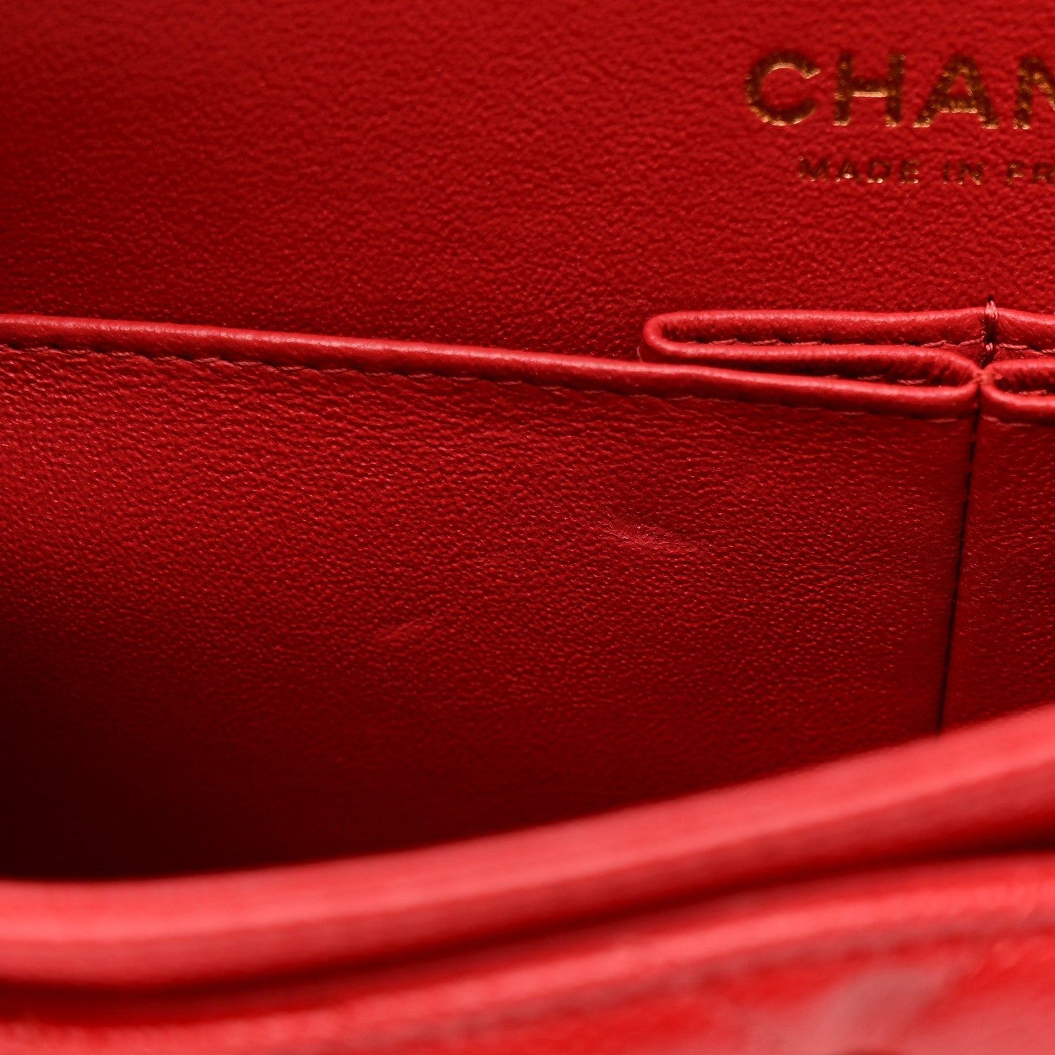 Caviar Chevron Quilted Small Double Flap Red