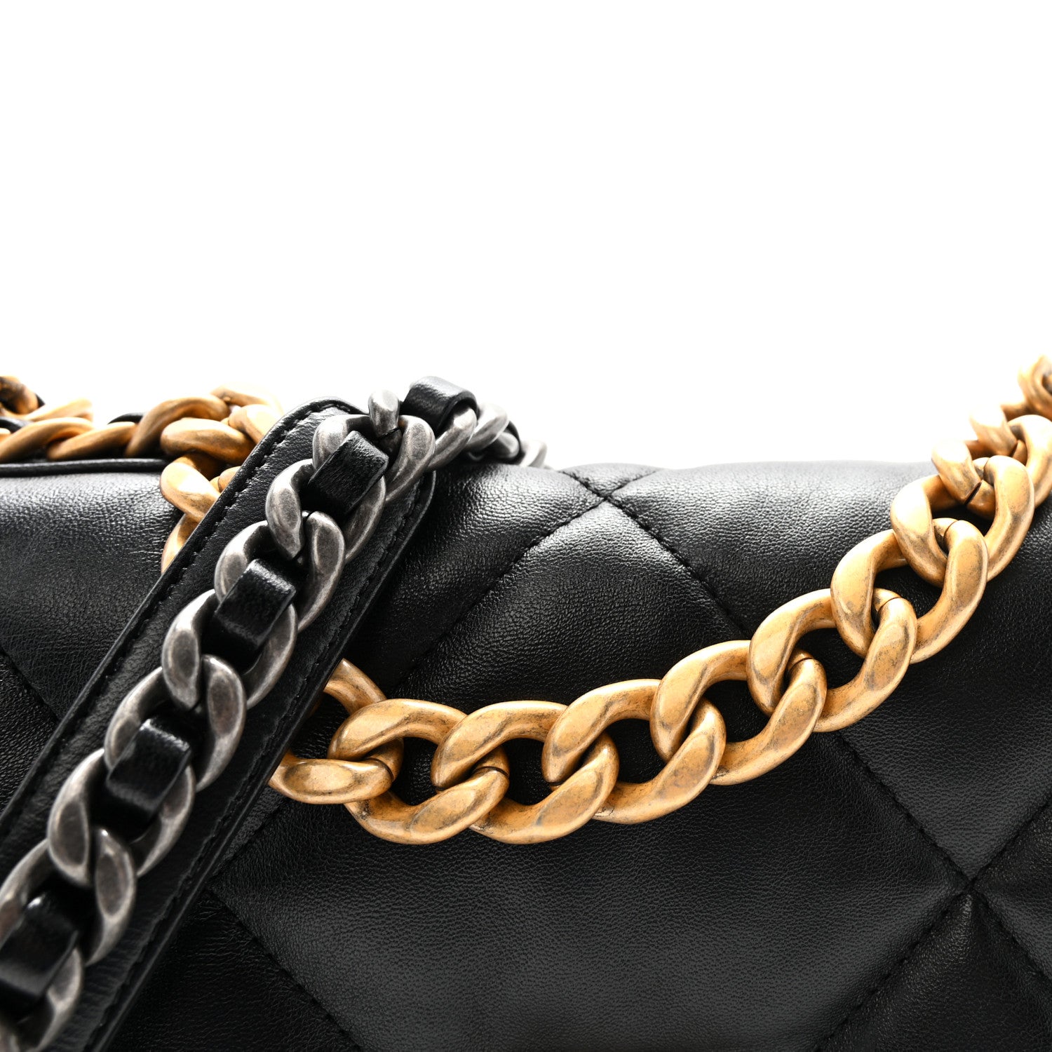 Lambskin Quilted Medium Chanel 19 Flap Black