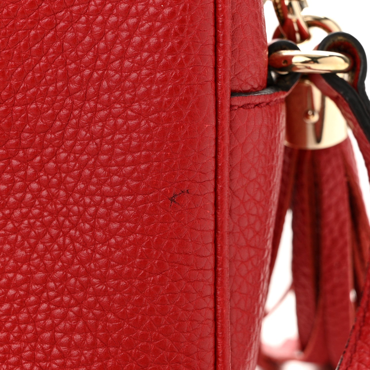 Pebbled Calfskin Small Soho Disco Bag Vibrant Red