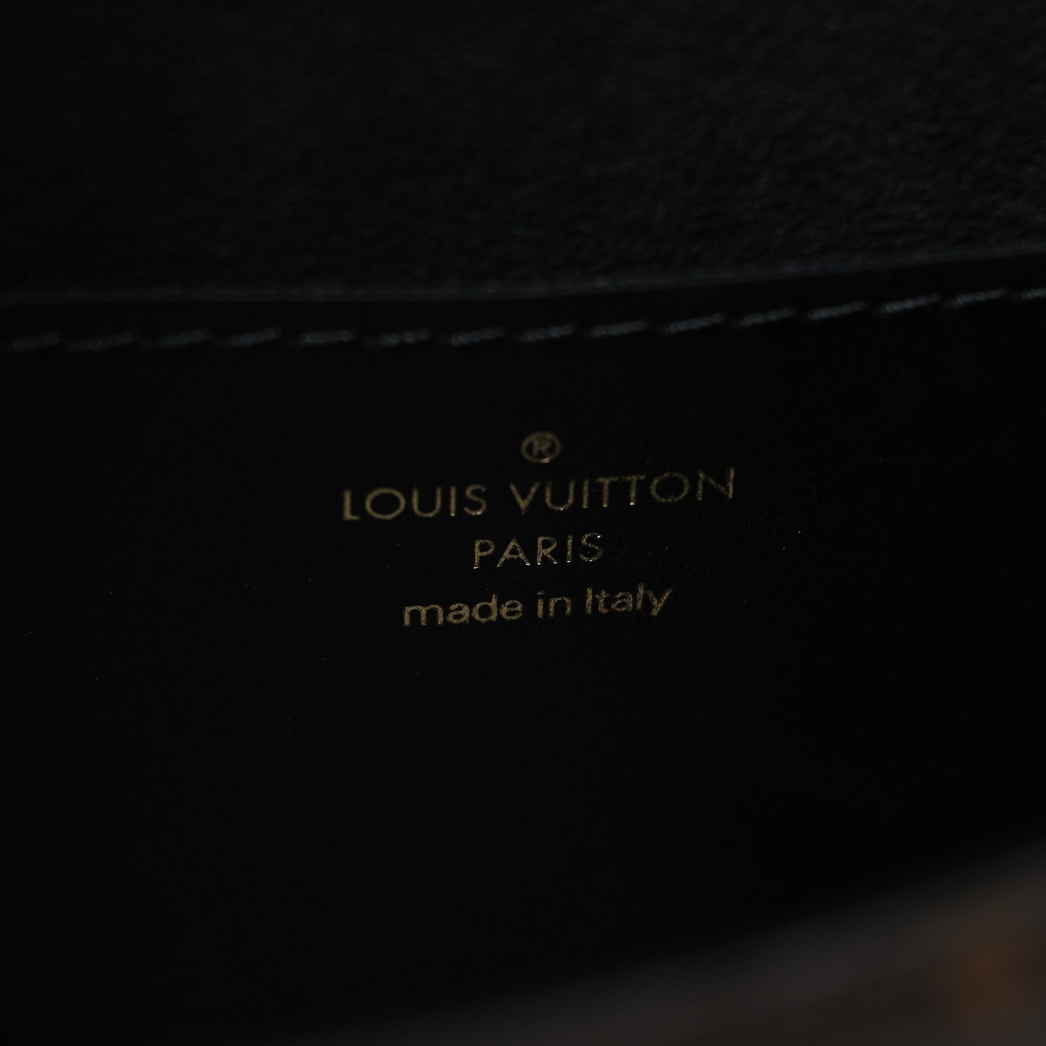 Reverse Monogram Tilsitt