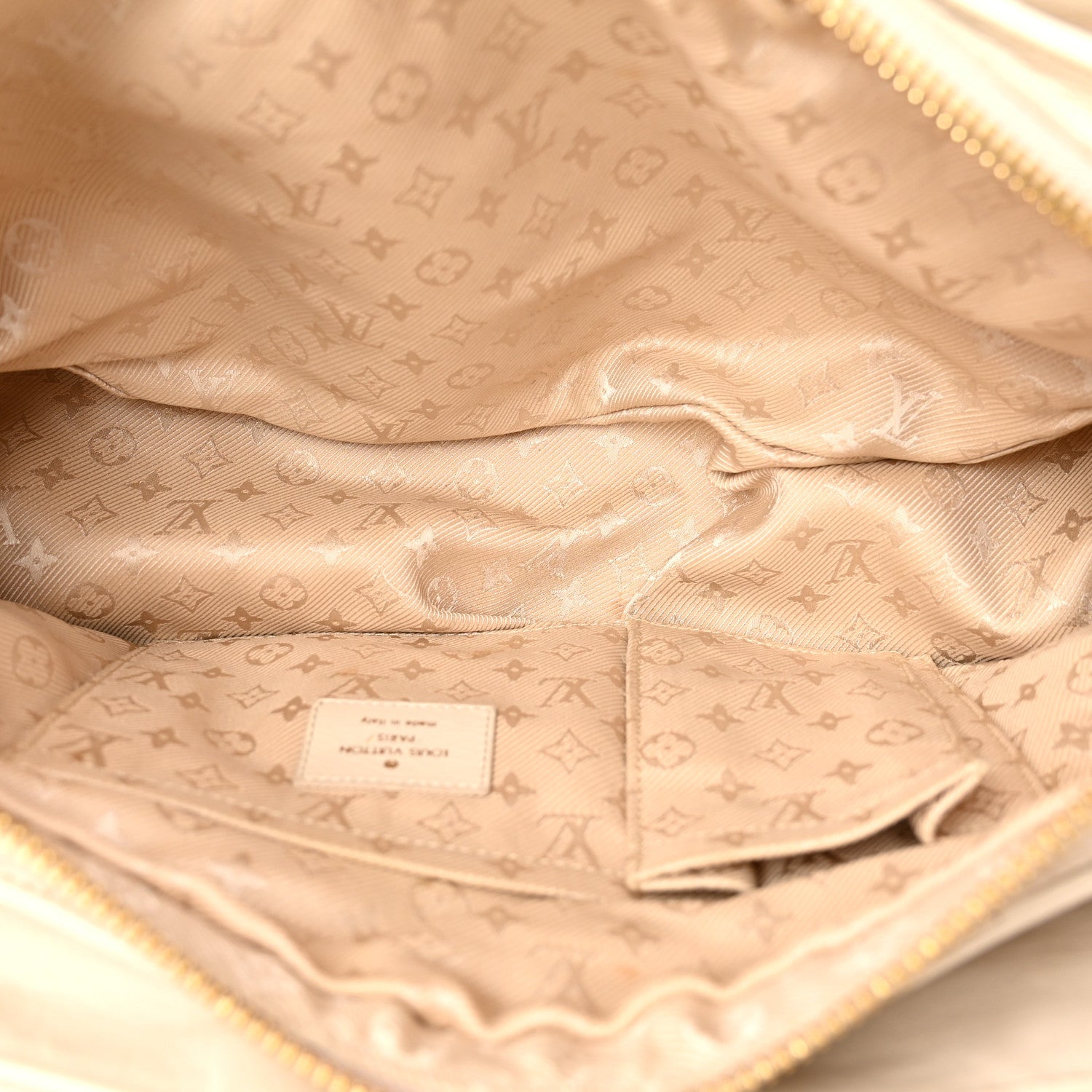 Lambskin Riveting White