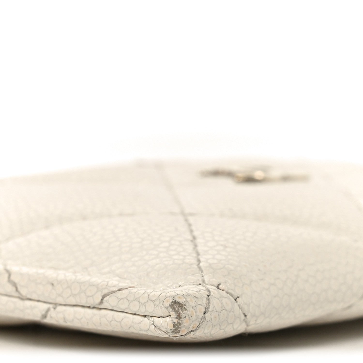 Caviar Quilted Card Holder White