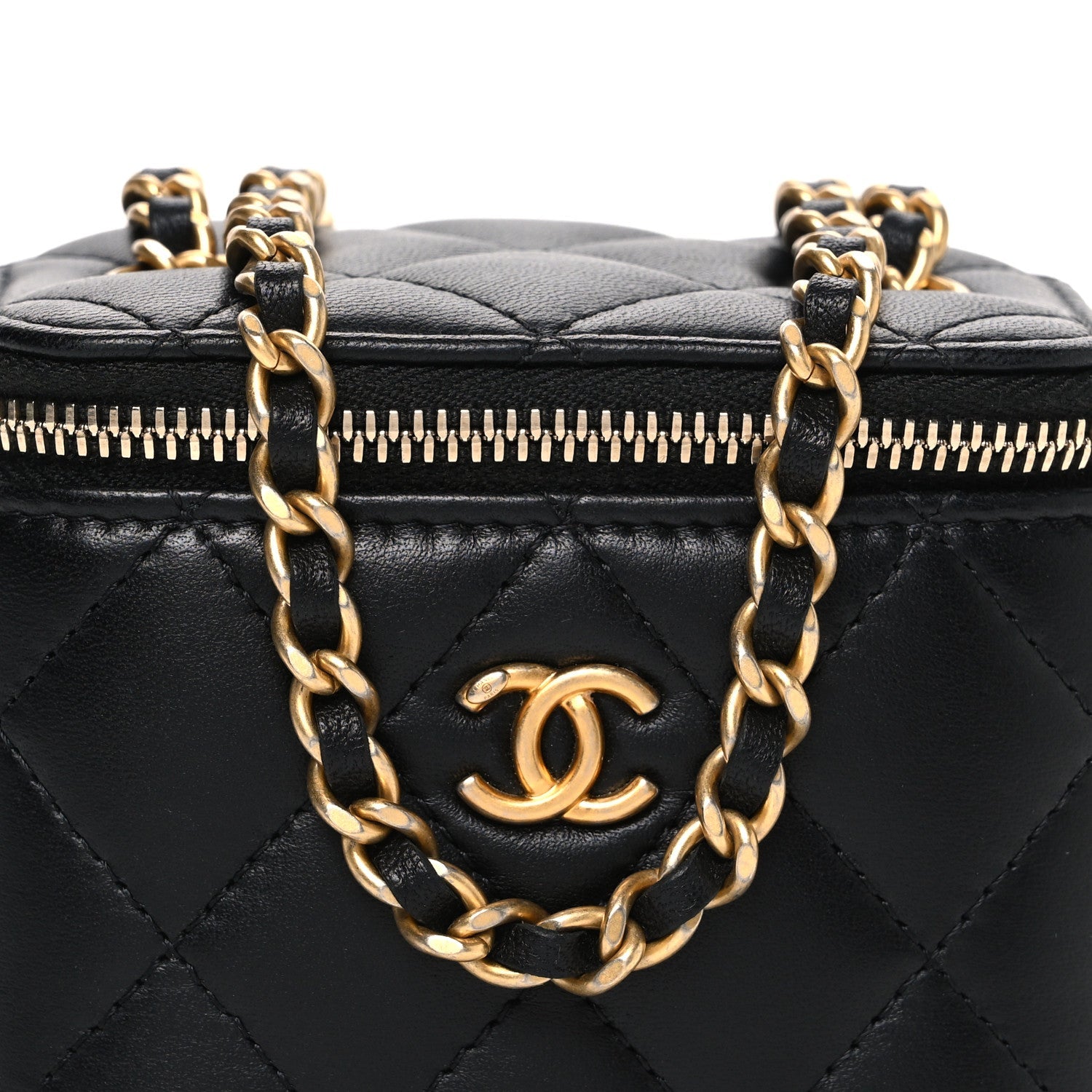 Lambskin Quilted Mini Pearl Crush Vanity Case With Chain Black