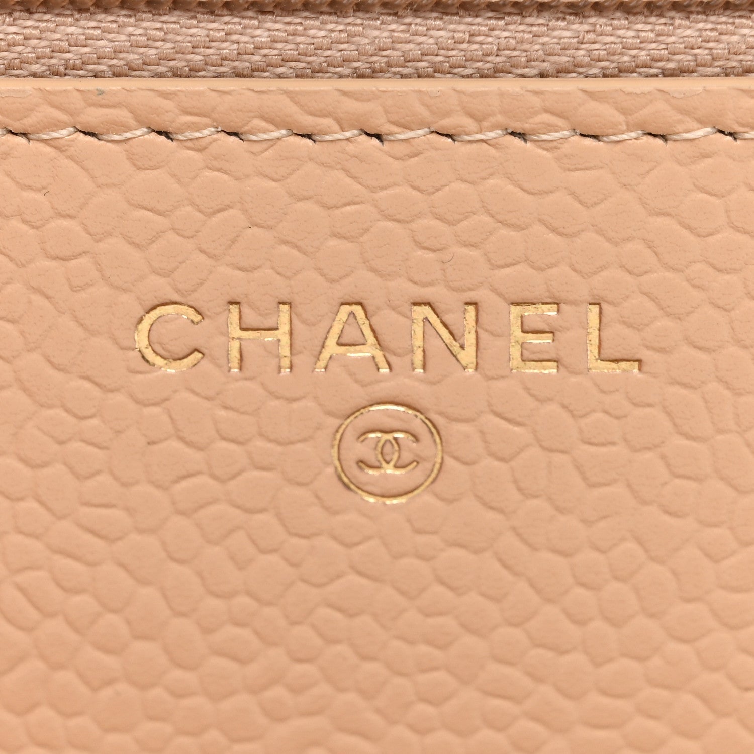 Caviar Quilted Wallet on Chain WOC Beige