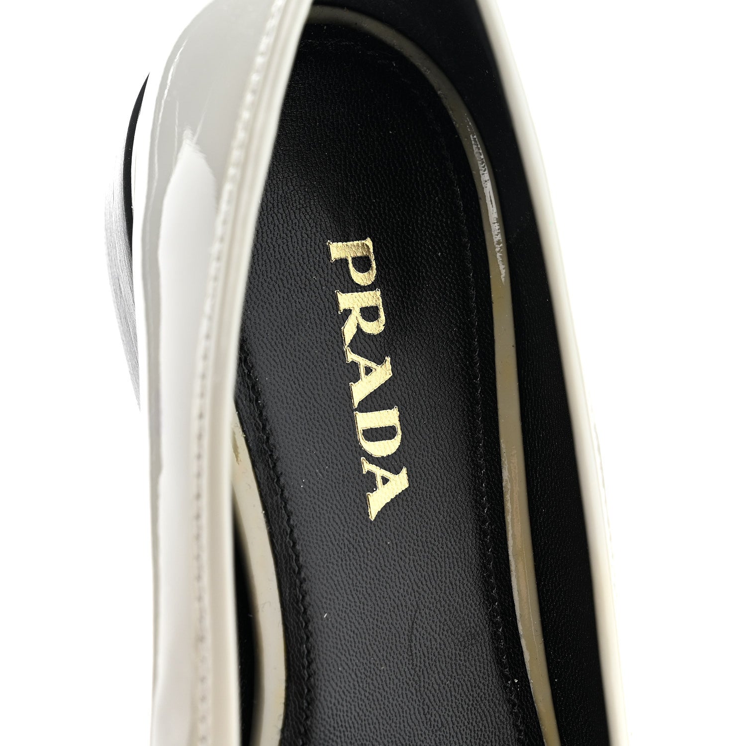 Vernice Metal Triangle Logo 25mm Loafers 38 Granito